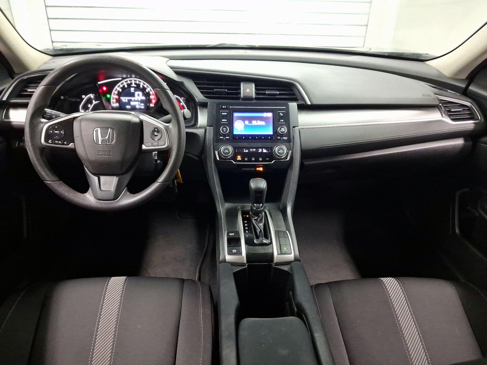 2017 Honda Civic LX - Photo 10