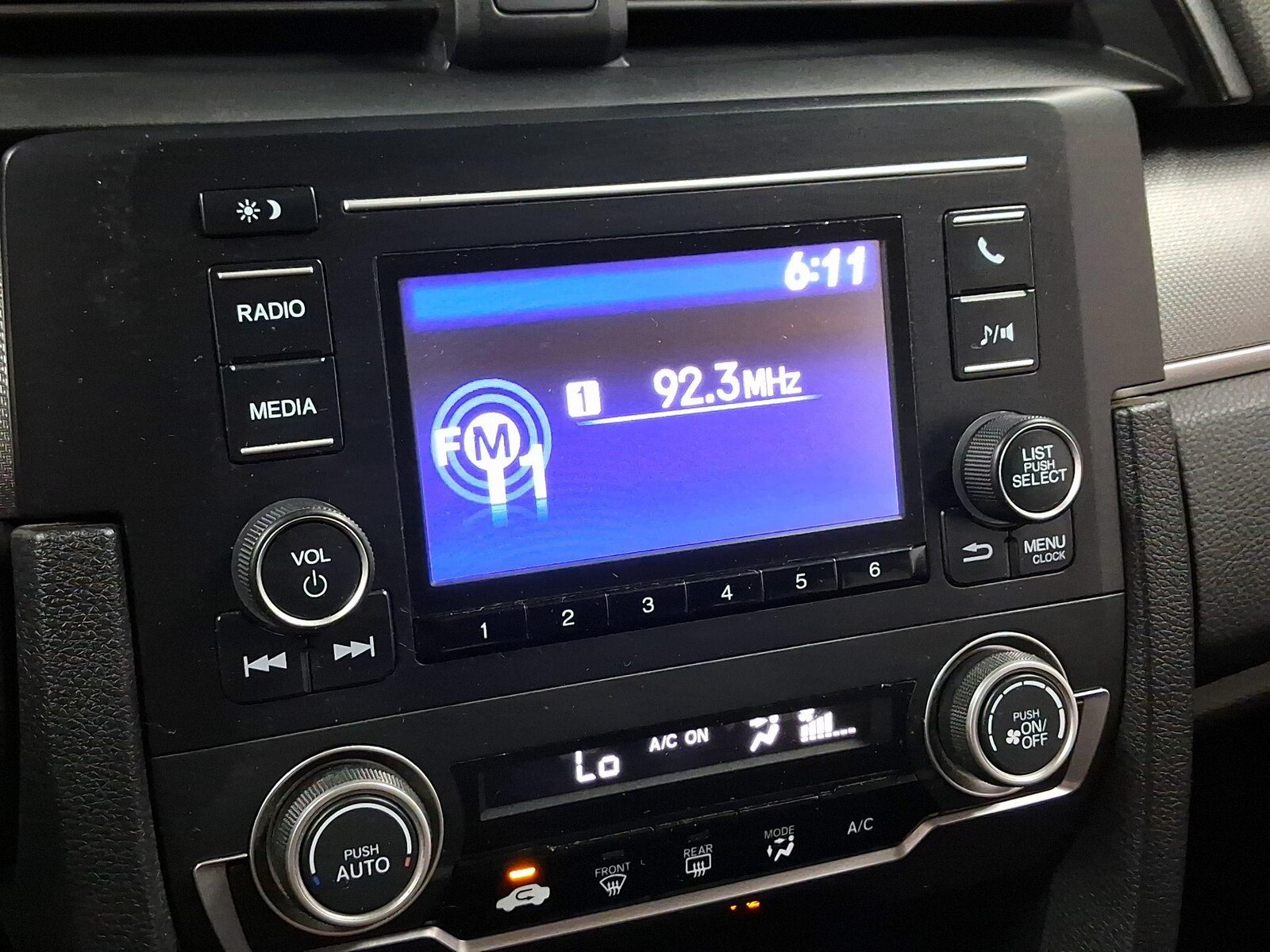2017 Honda Civic LX - Photo 16