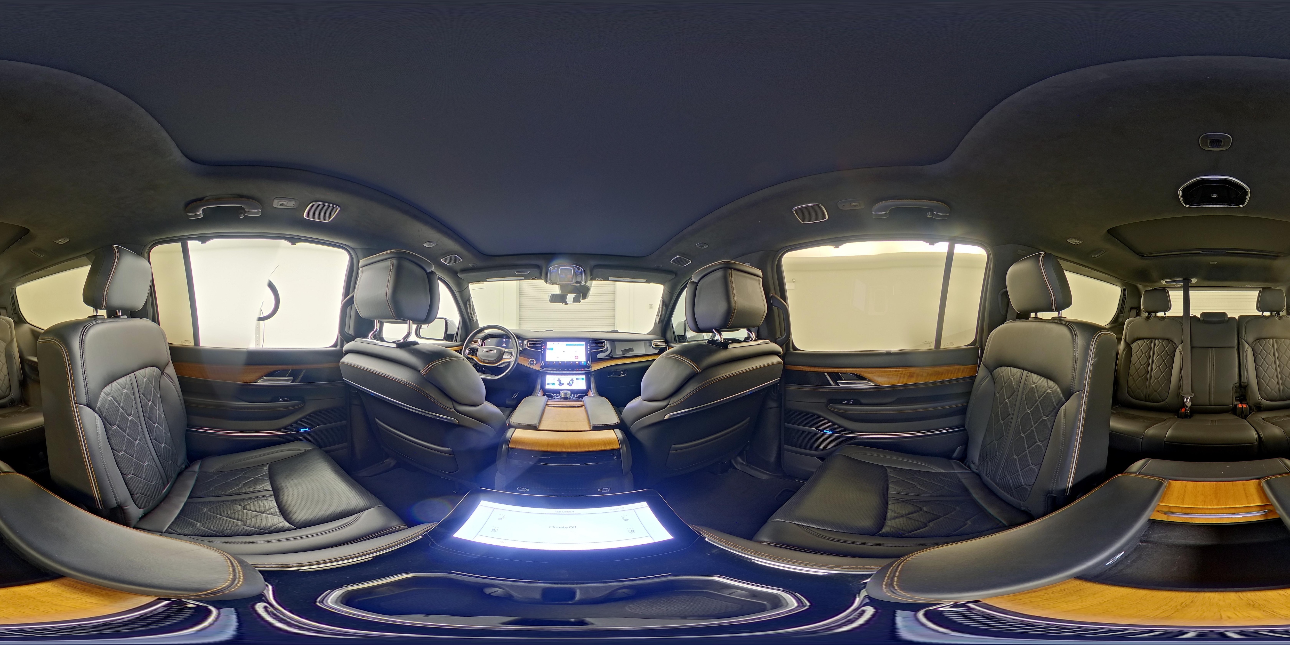 2022 Jeep Grand Wagoneer Series III - Photo 27