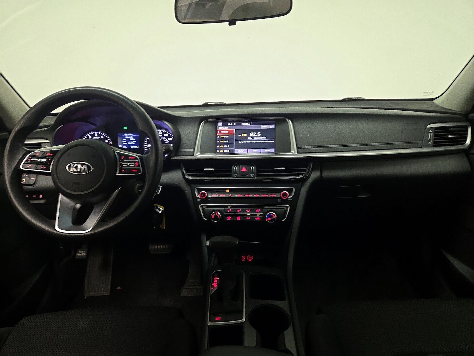 2020 Kia Optima LX - Photo 10