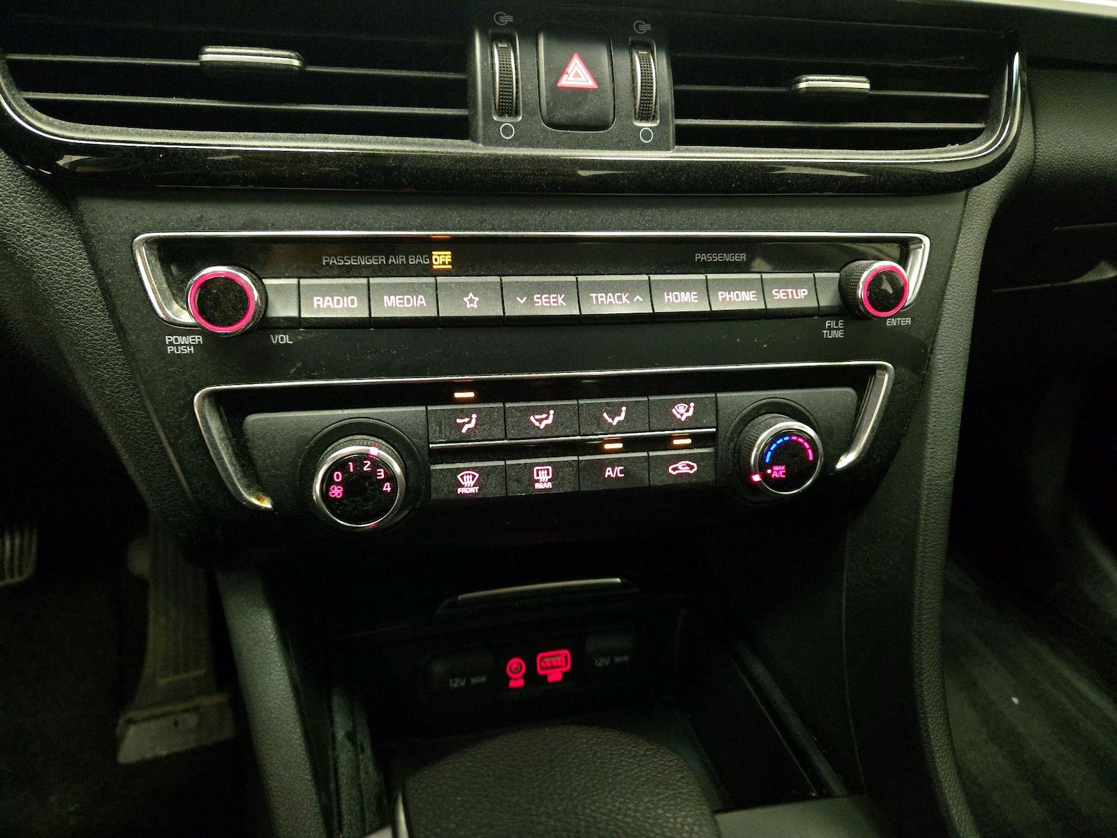 2020 Kia Optima LX - Photo 17