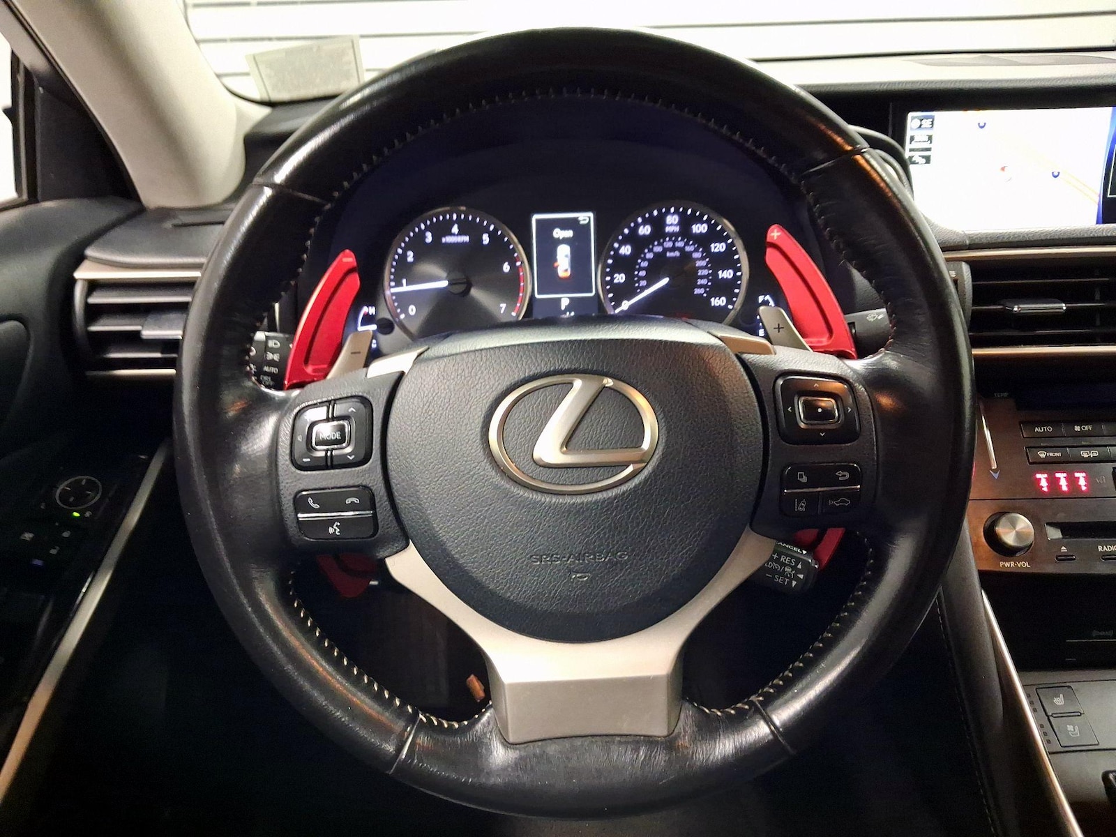 2017 Lexus IS 200t - Photo 11