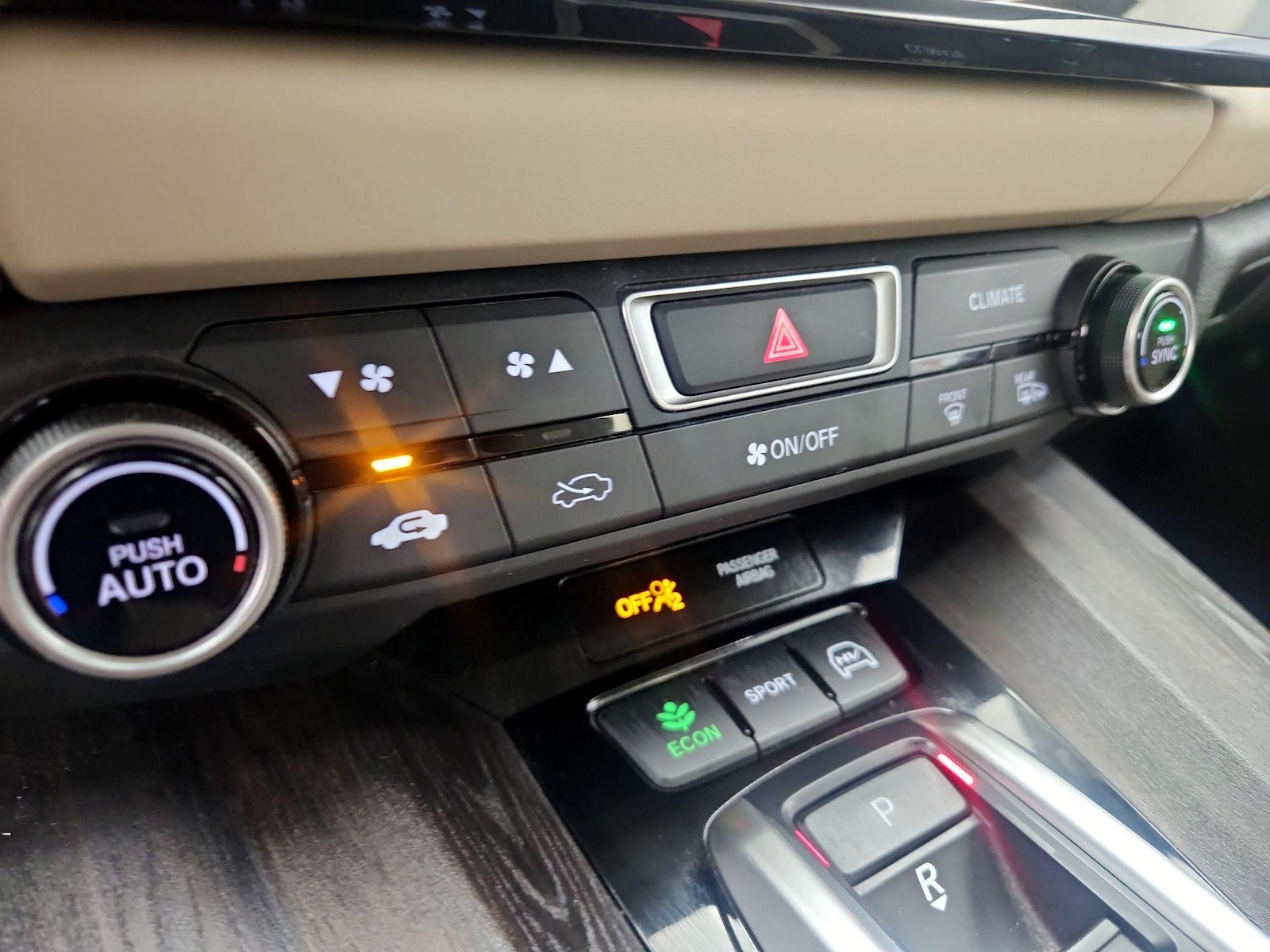 2018 Honda Clarity Base - Photo 17