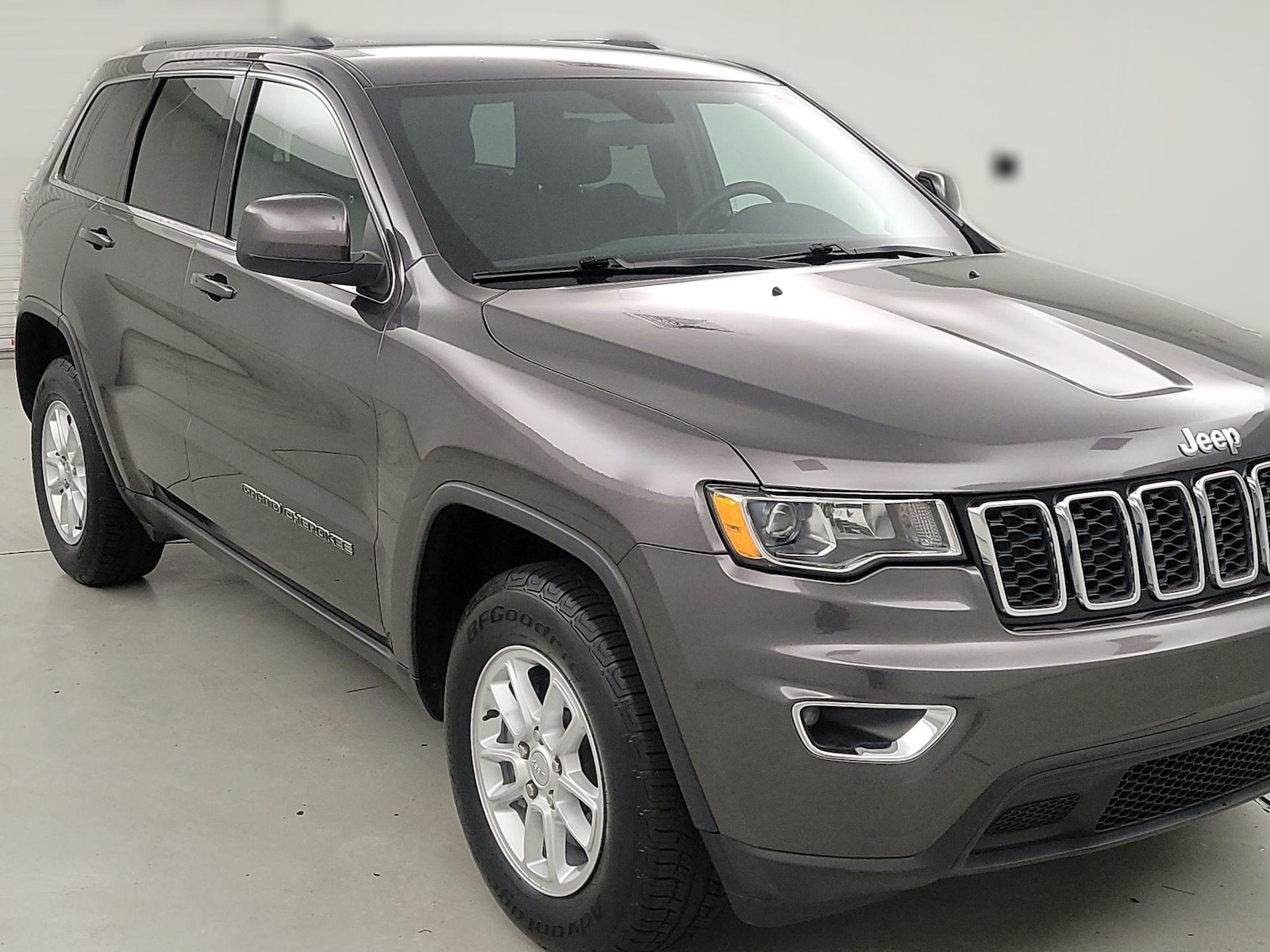 2020 Jeep Grand Cherokee Laredo E