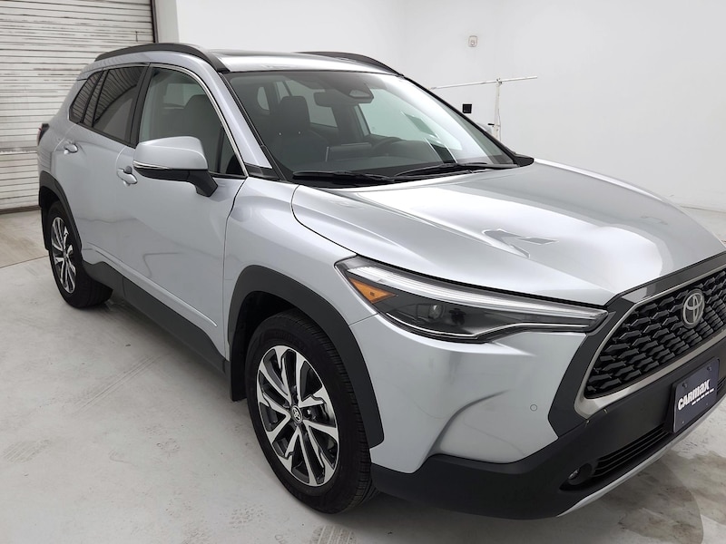 2024 Toyota Corolla Cross XLE