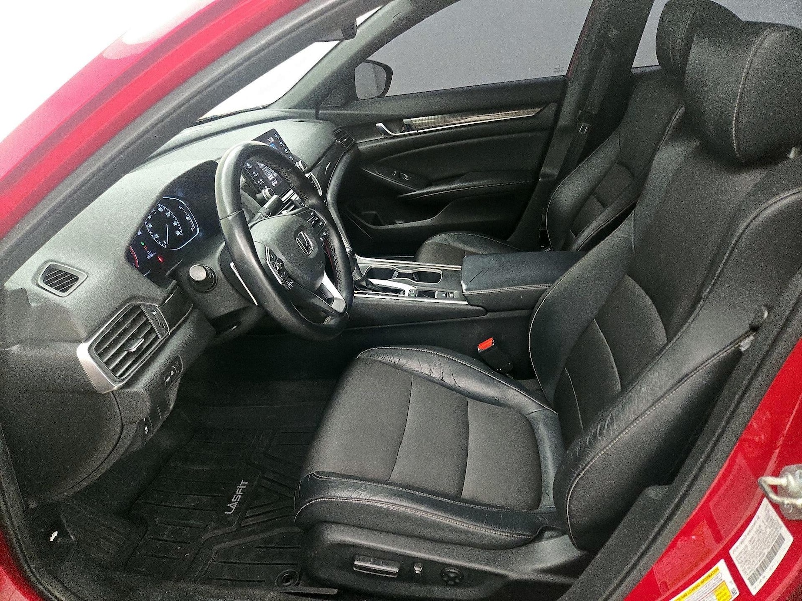 Power Seat(s) & Side Airbags