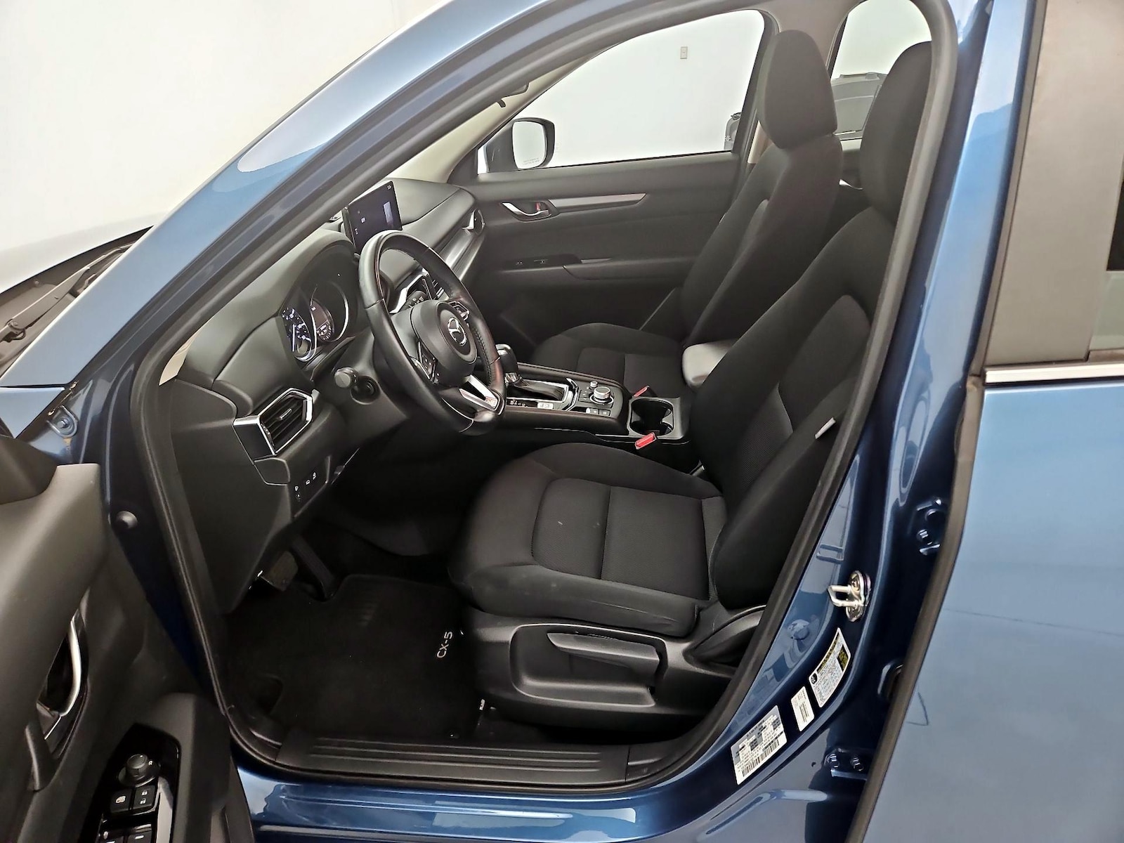 2022 Mazda CX-5 S - Photo 12