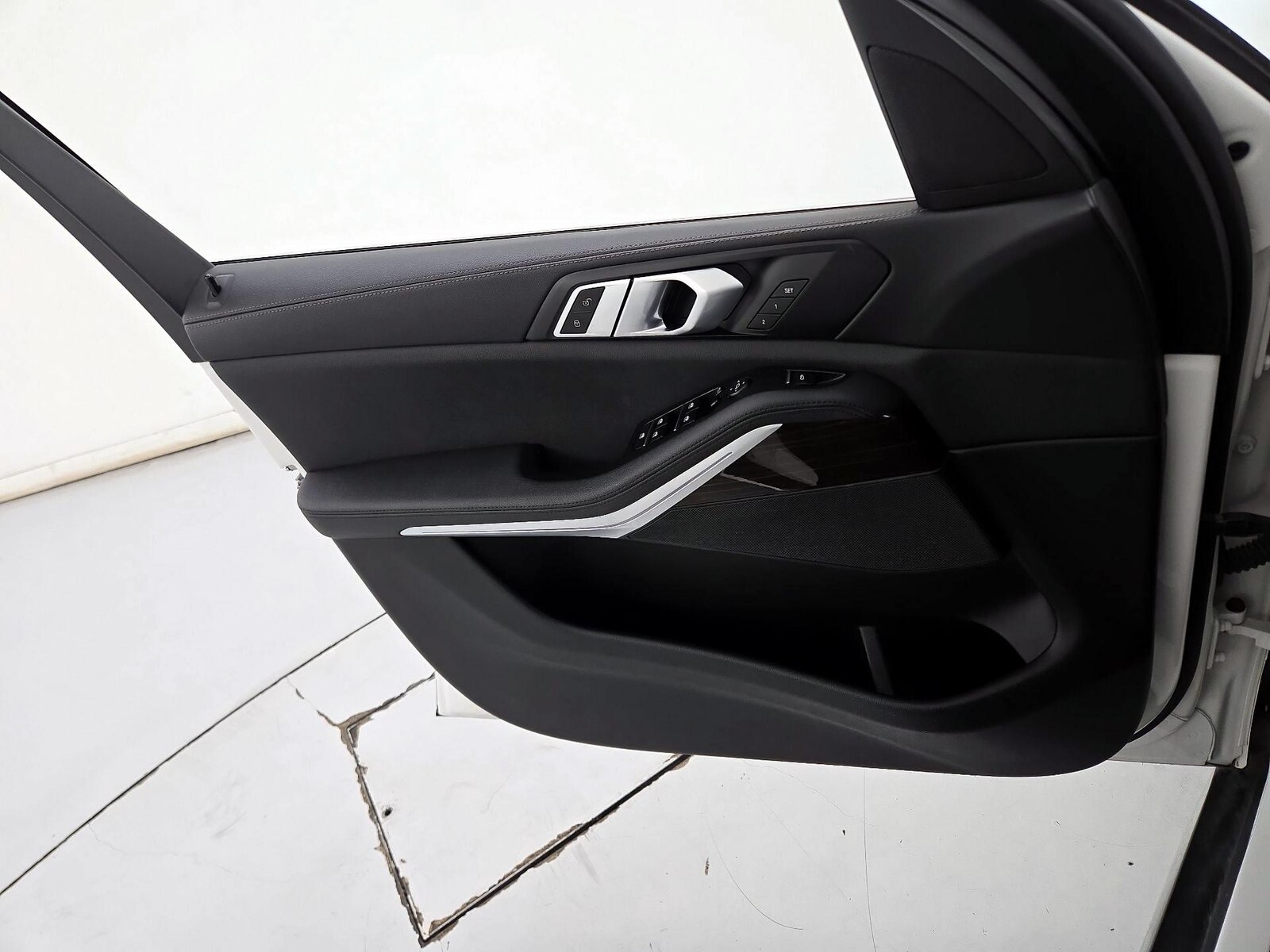2020 BMW X5 40i - Photo 13
