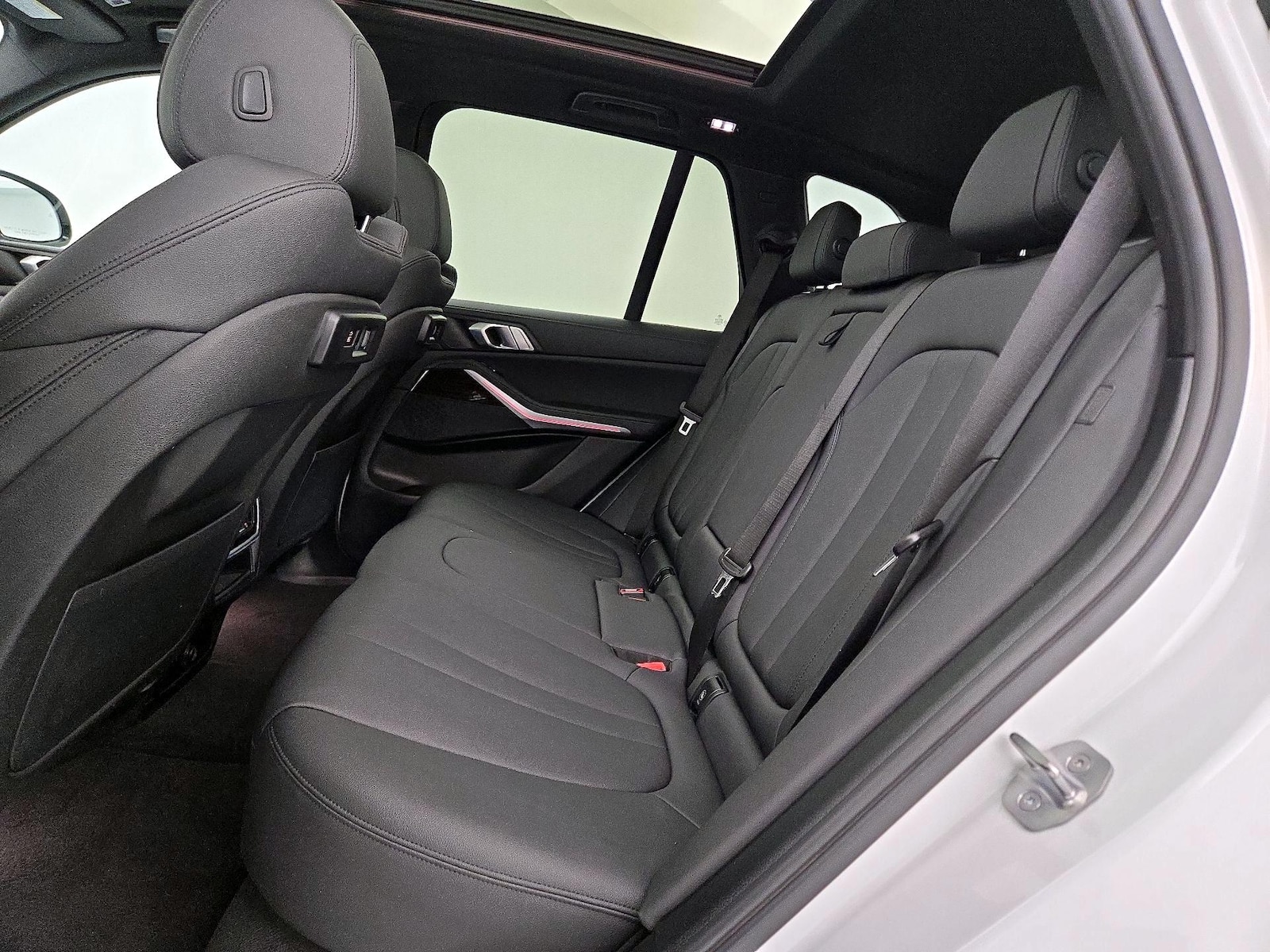 2020 BMW X5 40i - Photo 22
