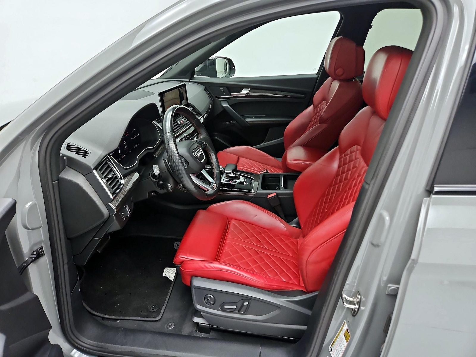2022 Audi SQ5 Premium Plus - Photo 12