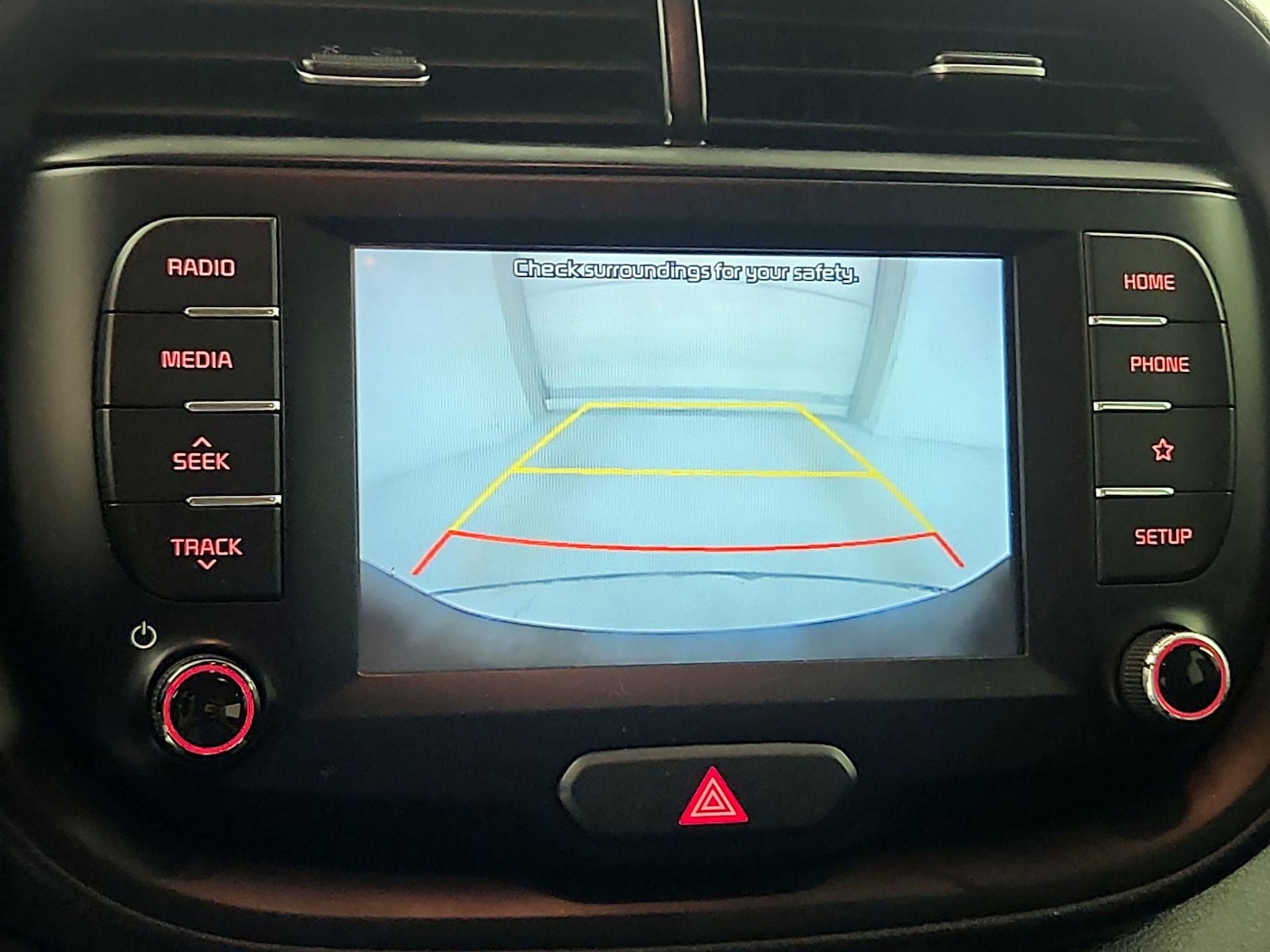 2021 Kia Soul LX - Photo 15