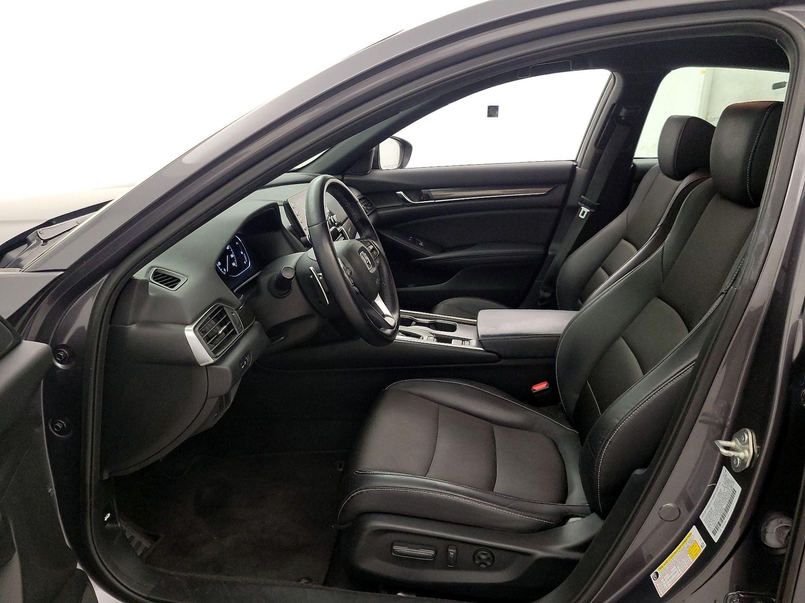 Power Seat(s) & Side Airbags