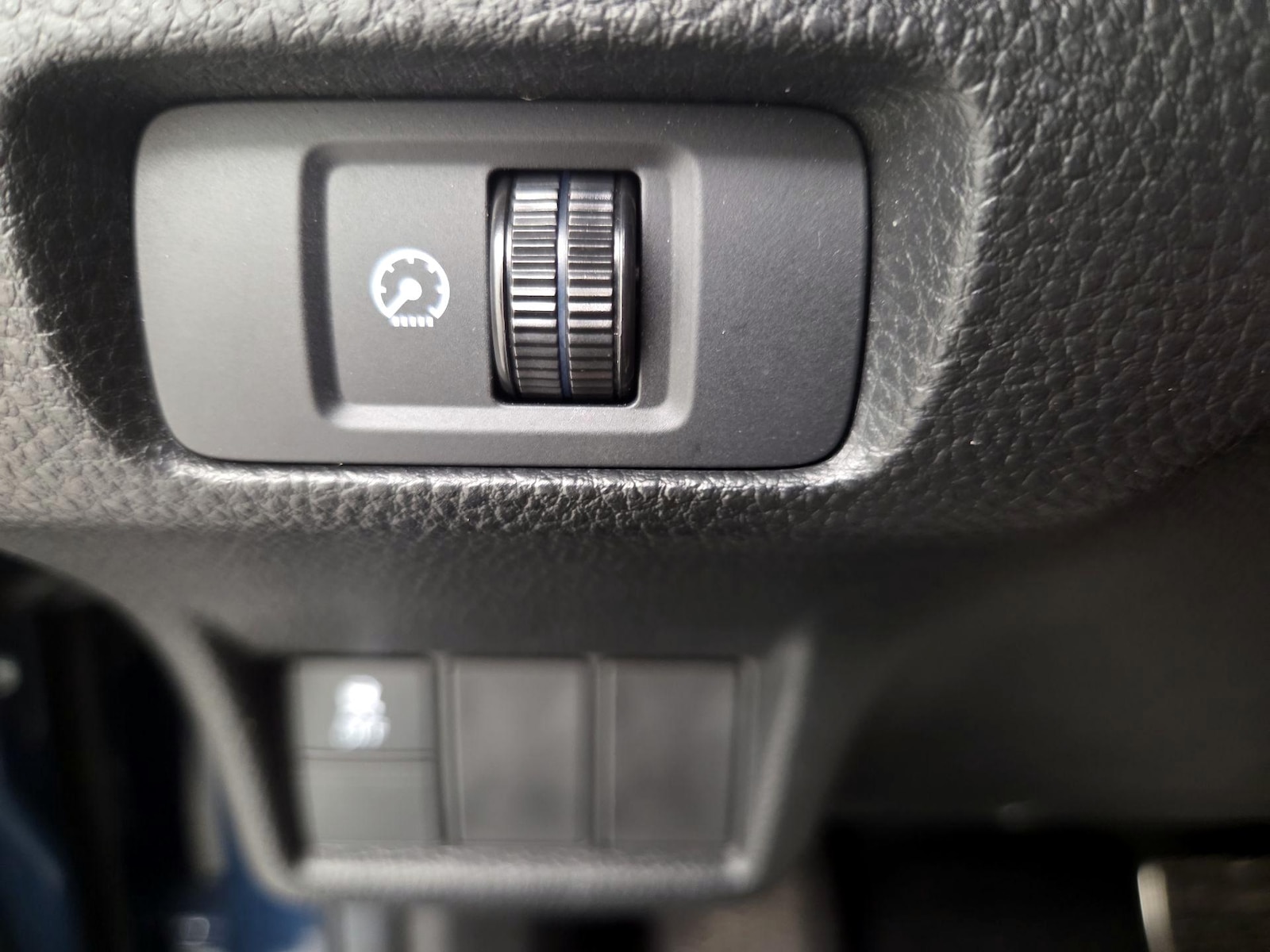 2025 Honda Civic Sport - Photo 14