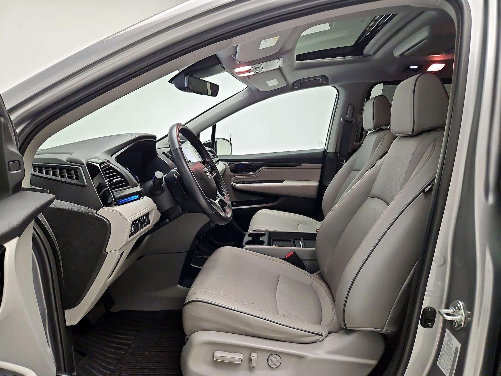 2022 Honda Odyssey Elite - Photo 12