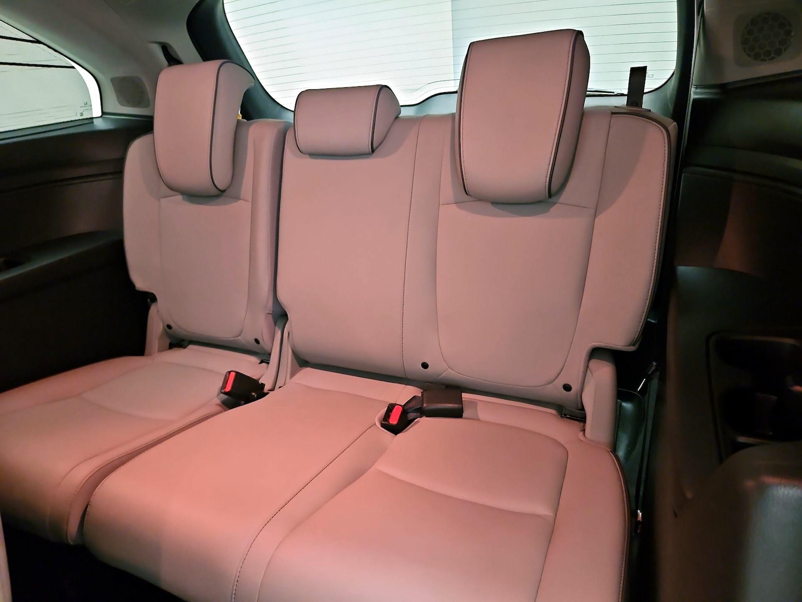 2022 Honda Odyssey Elite - Photo 23