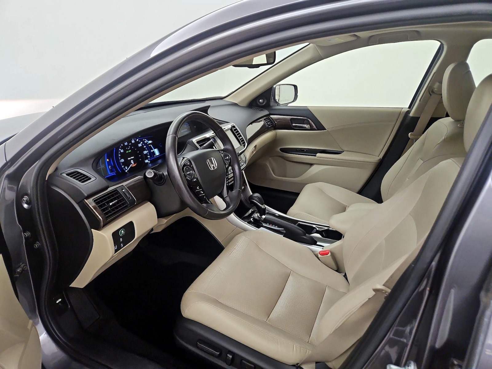2017 Honda Accord Hybrid EX-L - Photo 12