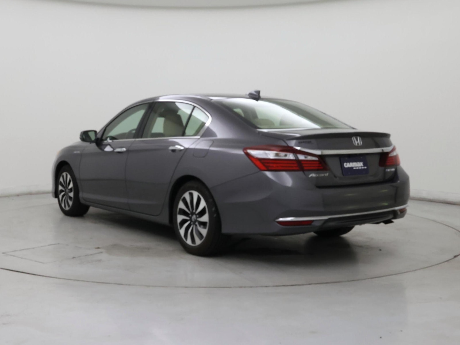 2017 Honda Accord Hybrid EX-L - Photo 3