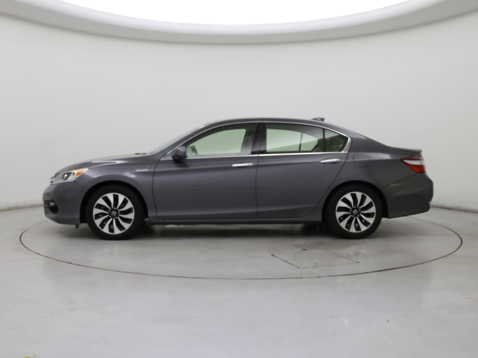 2017 Honda Accord Hybrid EX-L - Photo 4