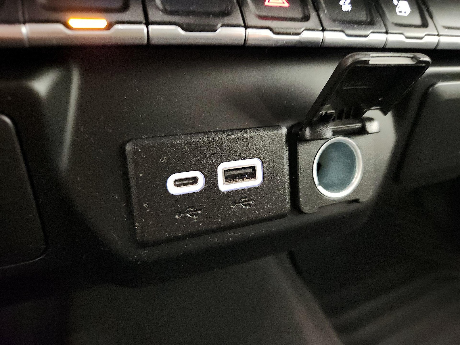 2022 Chevrolet Silverado 1500 Limited RST - Photo 17