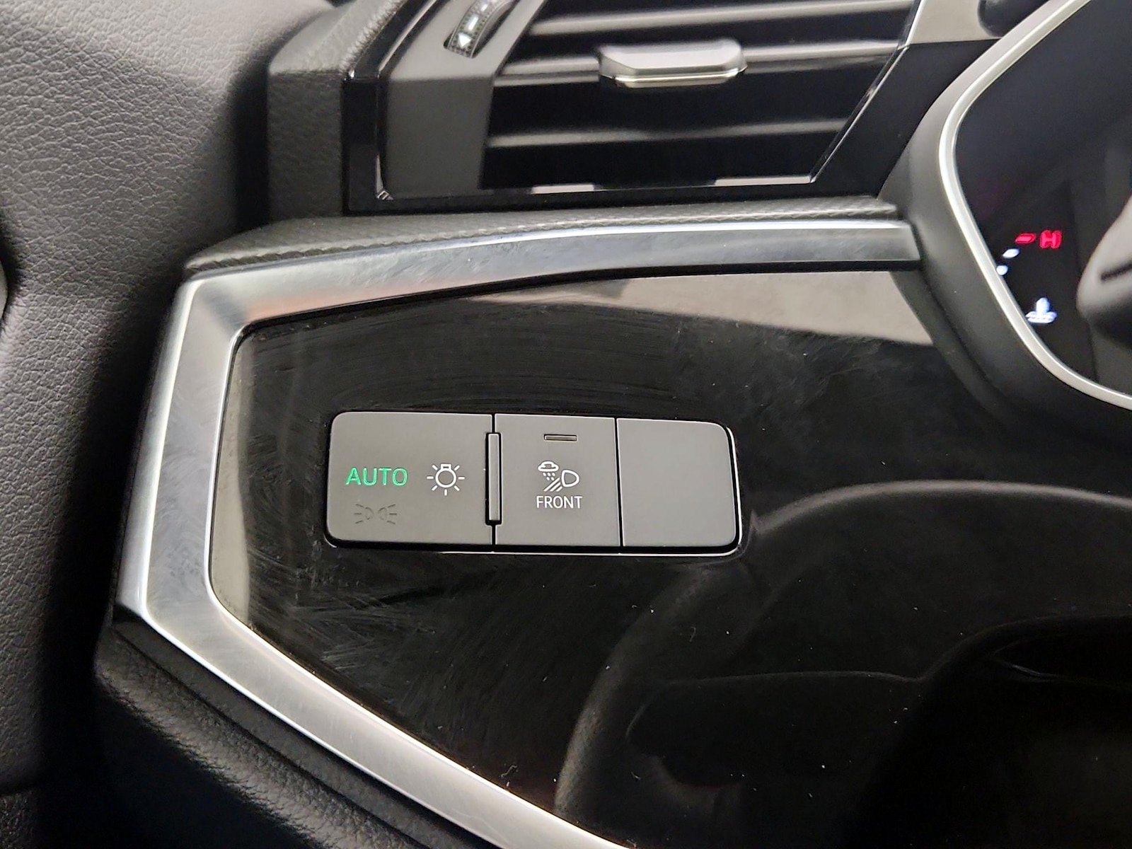 2025 Audi Q3 S Line Premium Plus - Photo 14