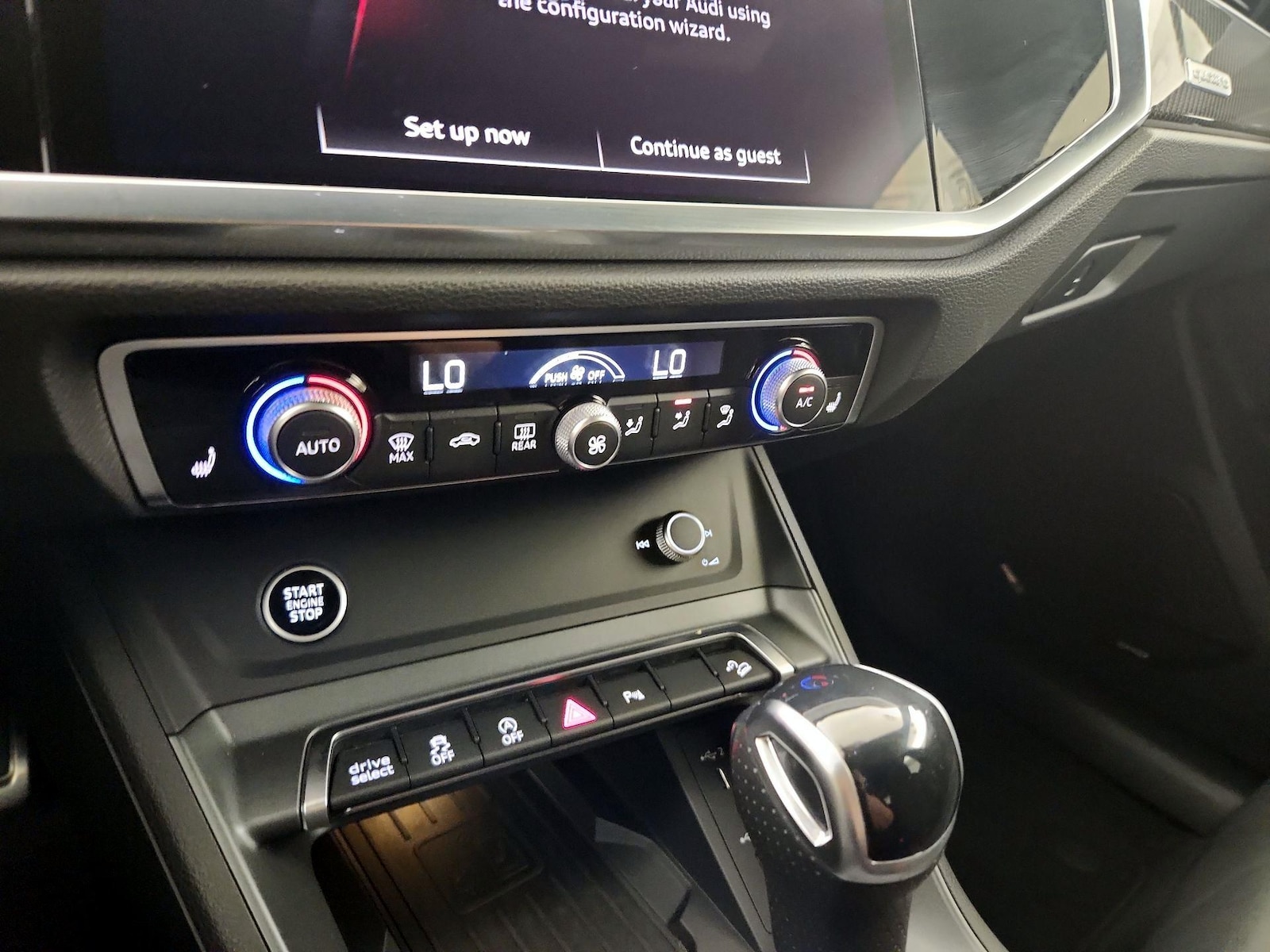 2025 Audi Q3 S Line Premium Plus - Photo 17