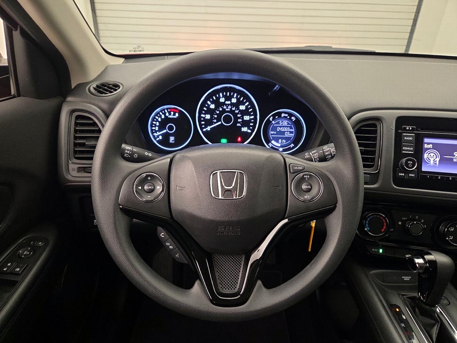 2018 Honda HR-V LX - Photo 11