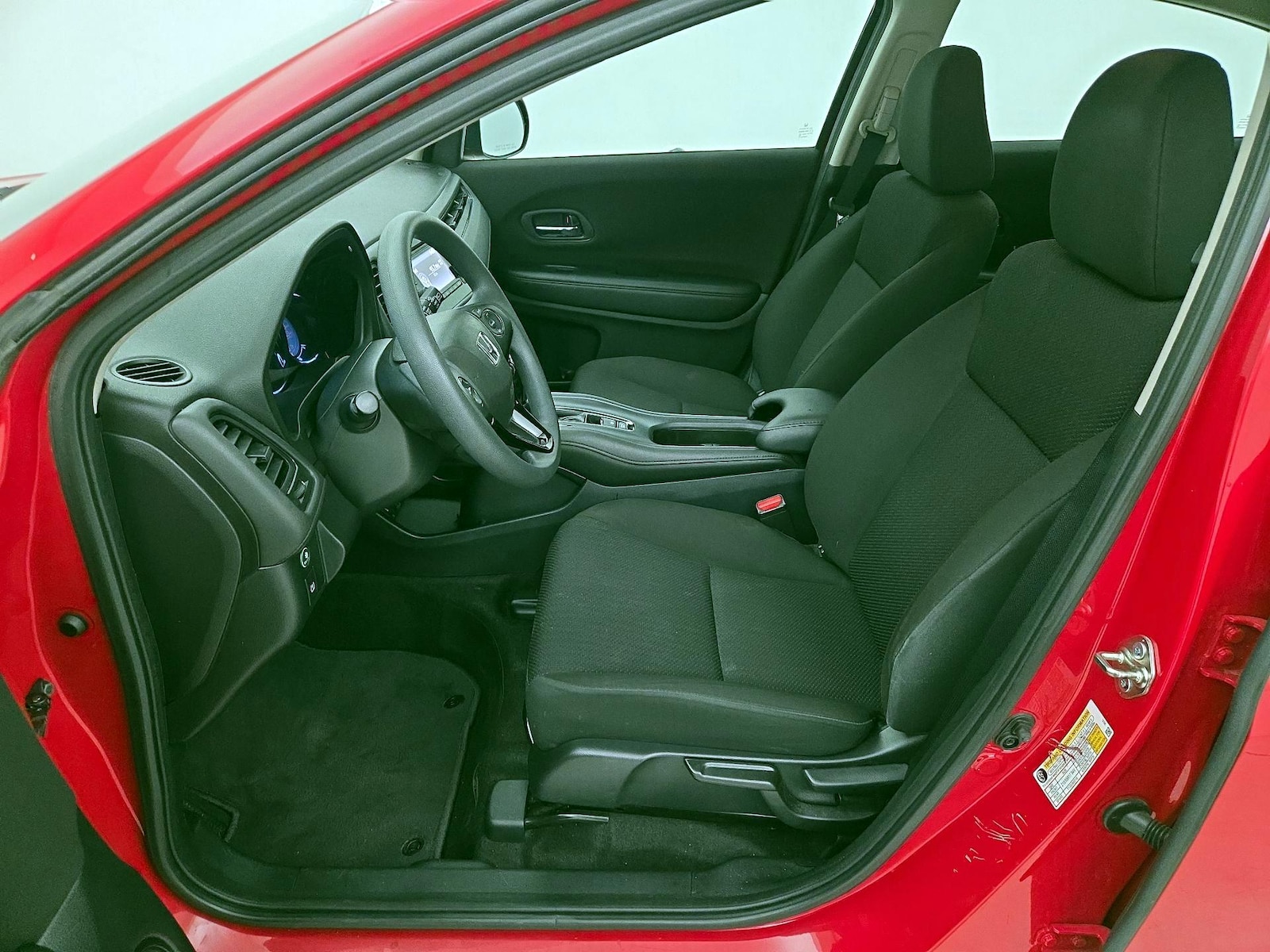 2018 Honda HR-V LX - Photo 12