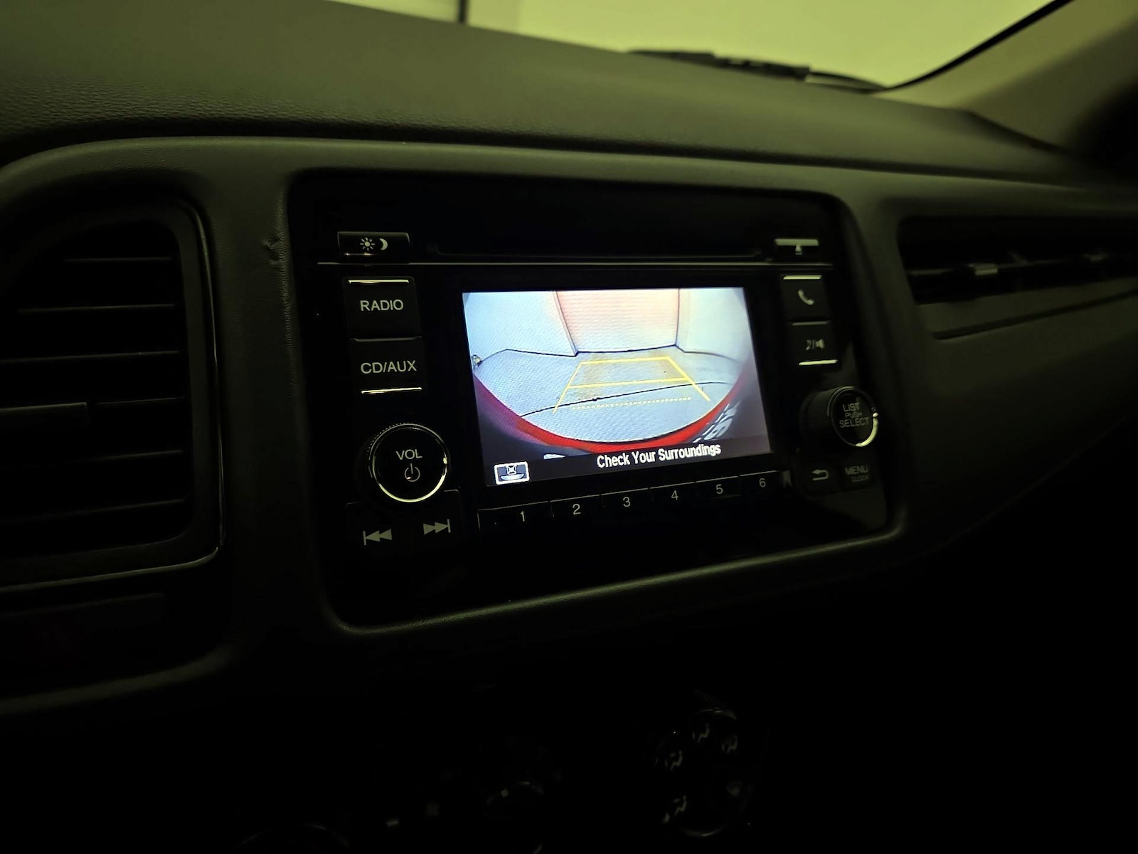 2018 Honda HR-V LX - Photo 15