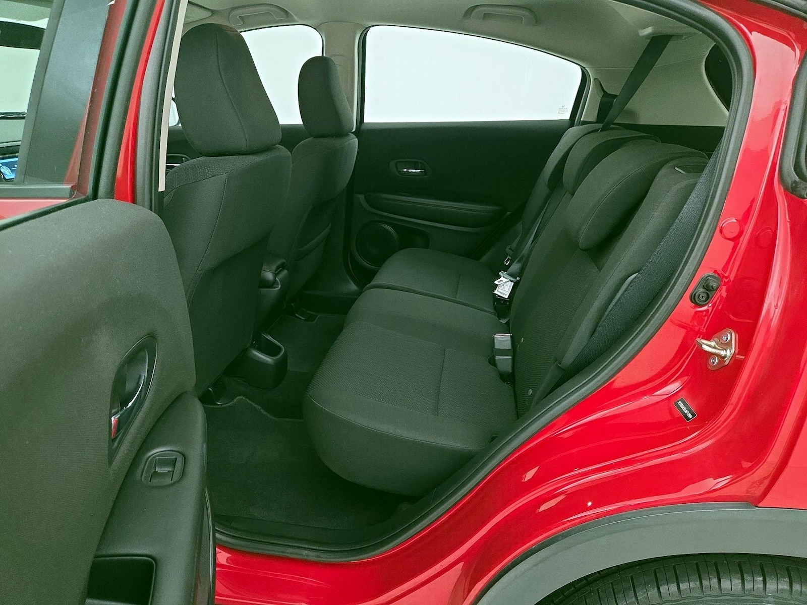 2018 Honda HR-V LX - Photo 19