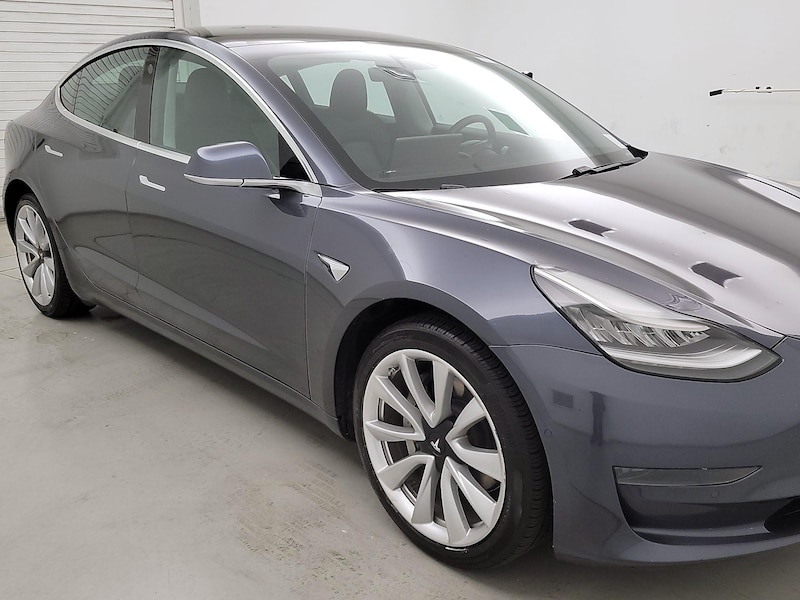 2020 Tesla Model 3 Standard Range Plus