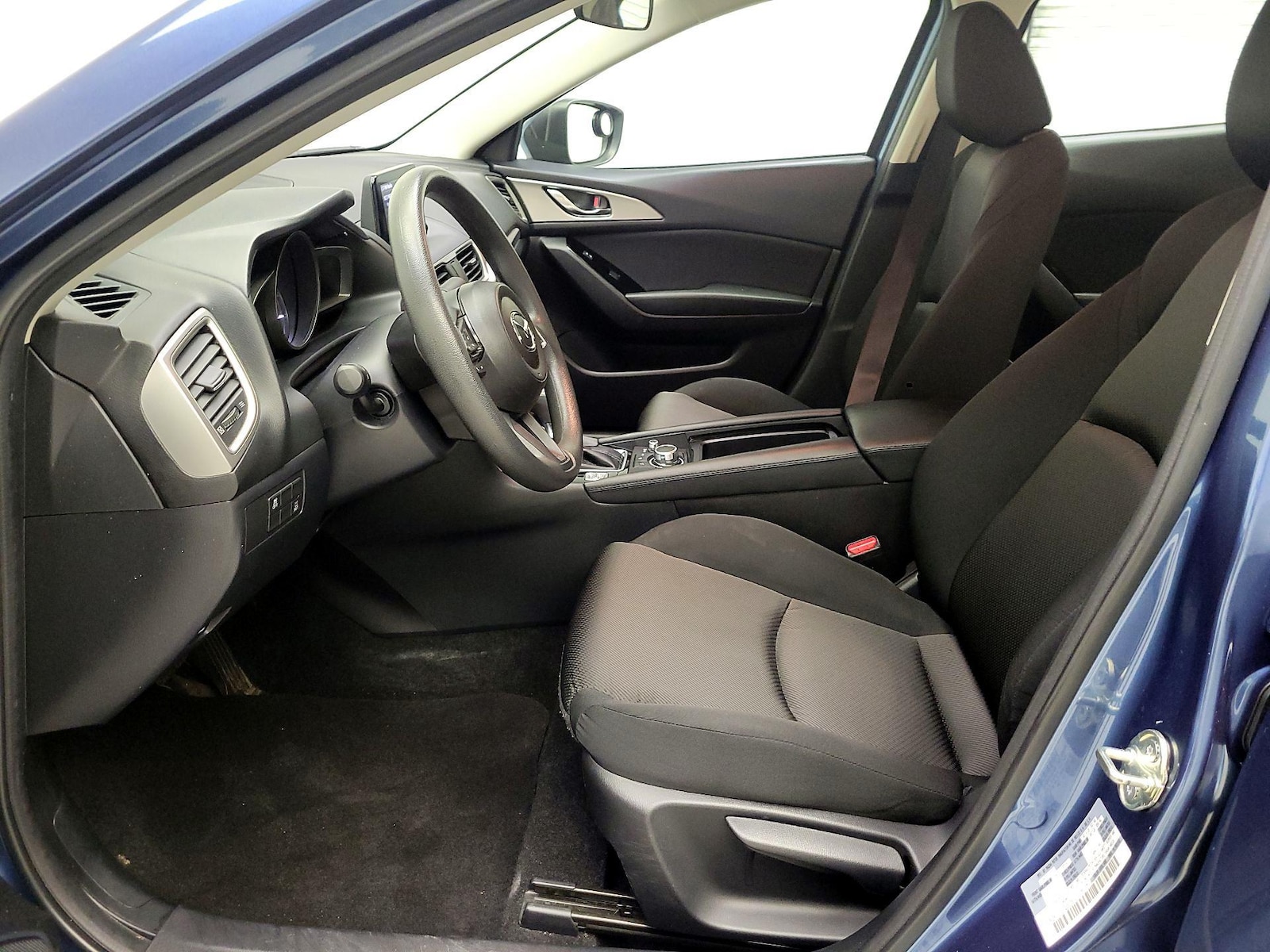 2018 Mazda Mazda3 Sport - Photo 12