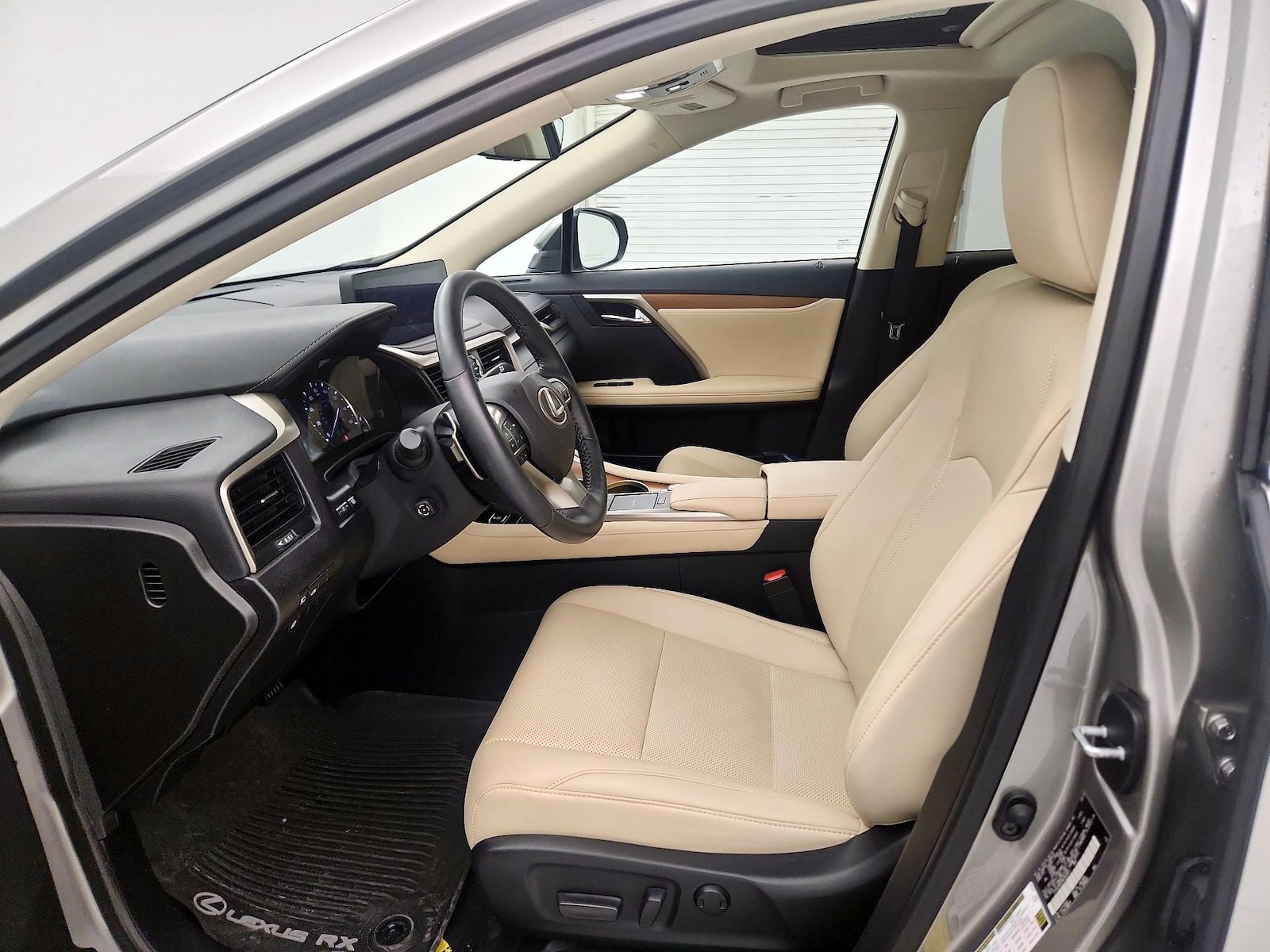 2021 Lexus RX 350 - Photo 12