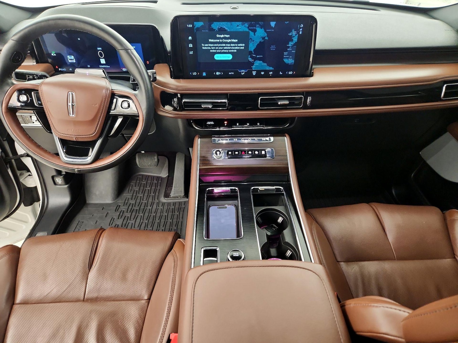 Apple CarPlay® & Android Auto™