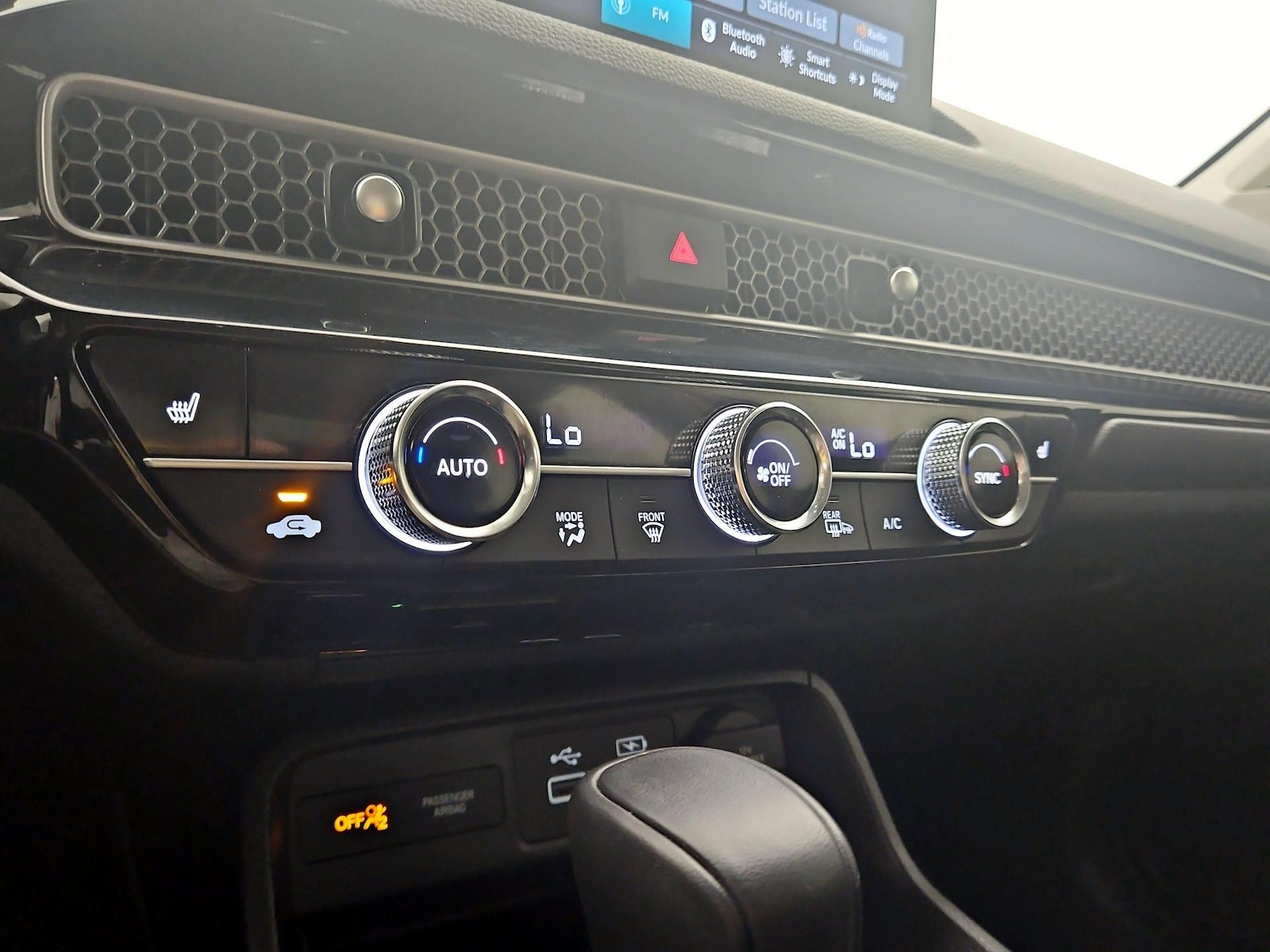 2024 Honda Civic Touring - Photo 18
