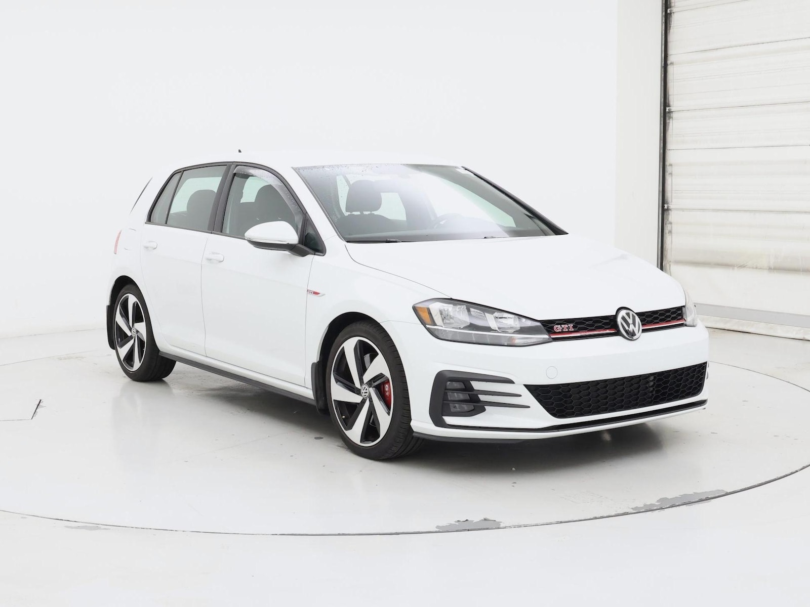 2020 Volkswagen Golf GTI S - Photo 2