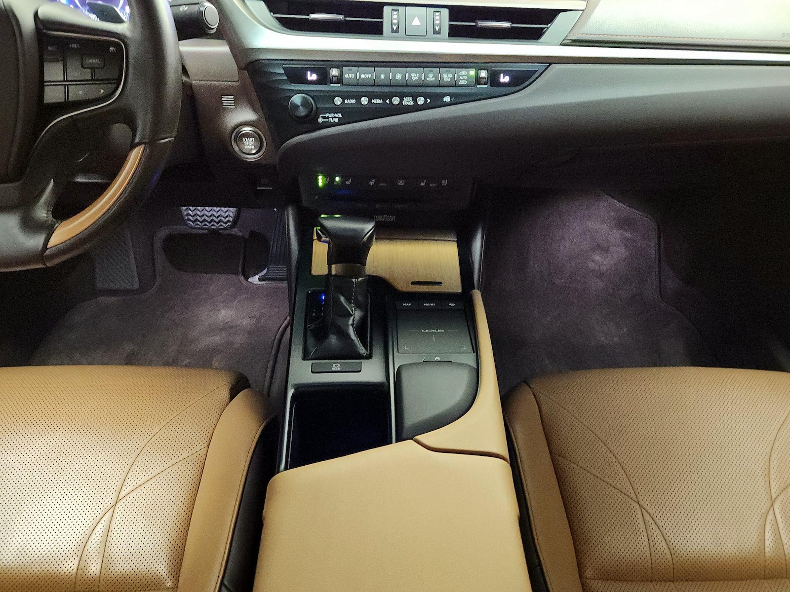 2019 Lexus ES 350 Ultra Luxury - Photo 19