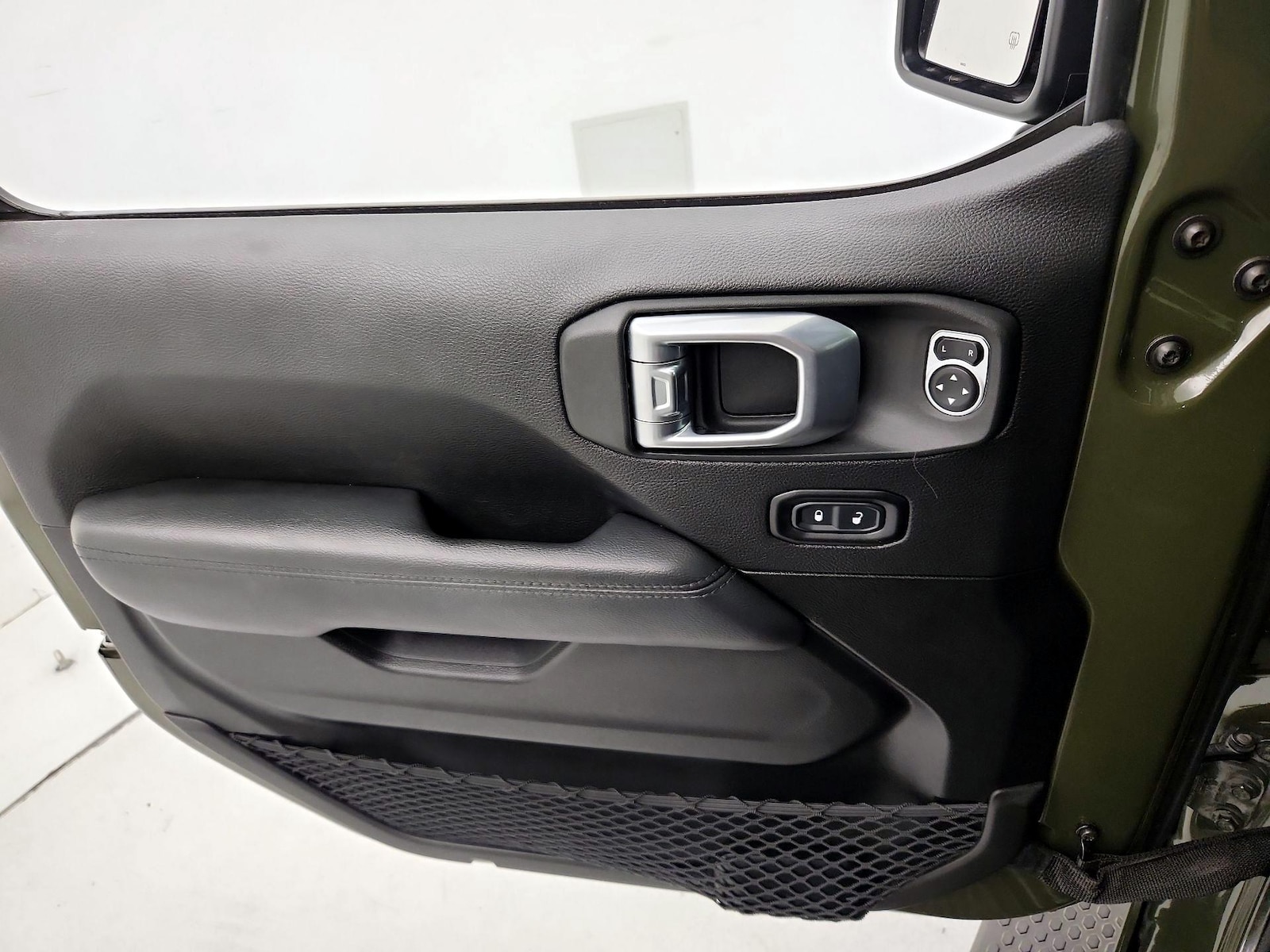 2022 Jeep Wrangler Unlimited Sahara Altitude - Photo 13