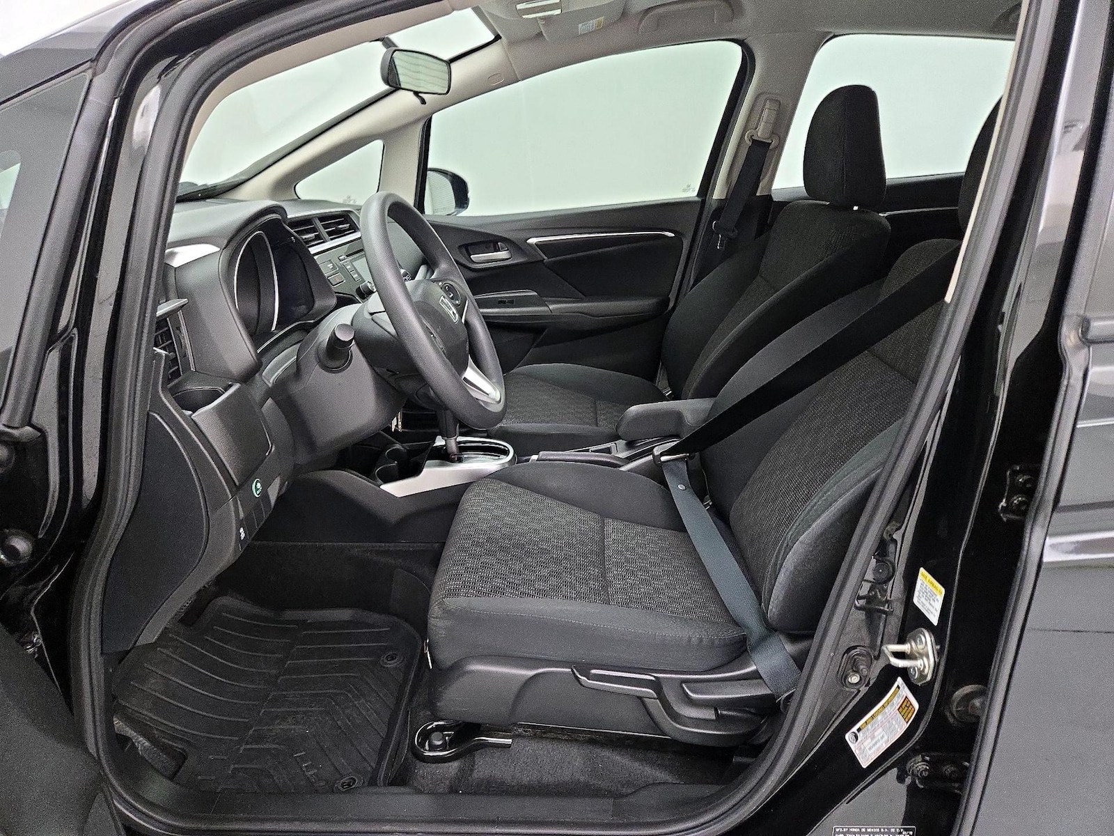 2015 Honda Fit LX - Photo 12