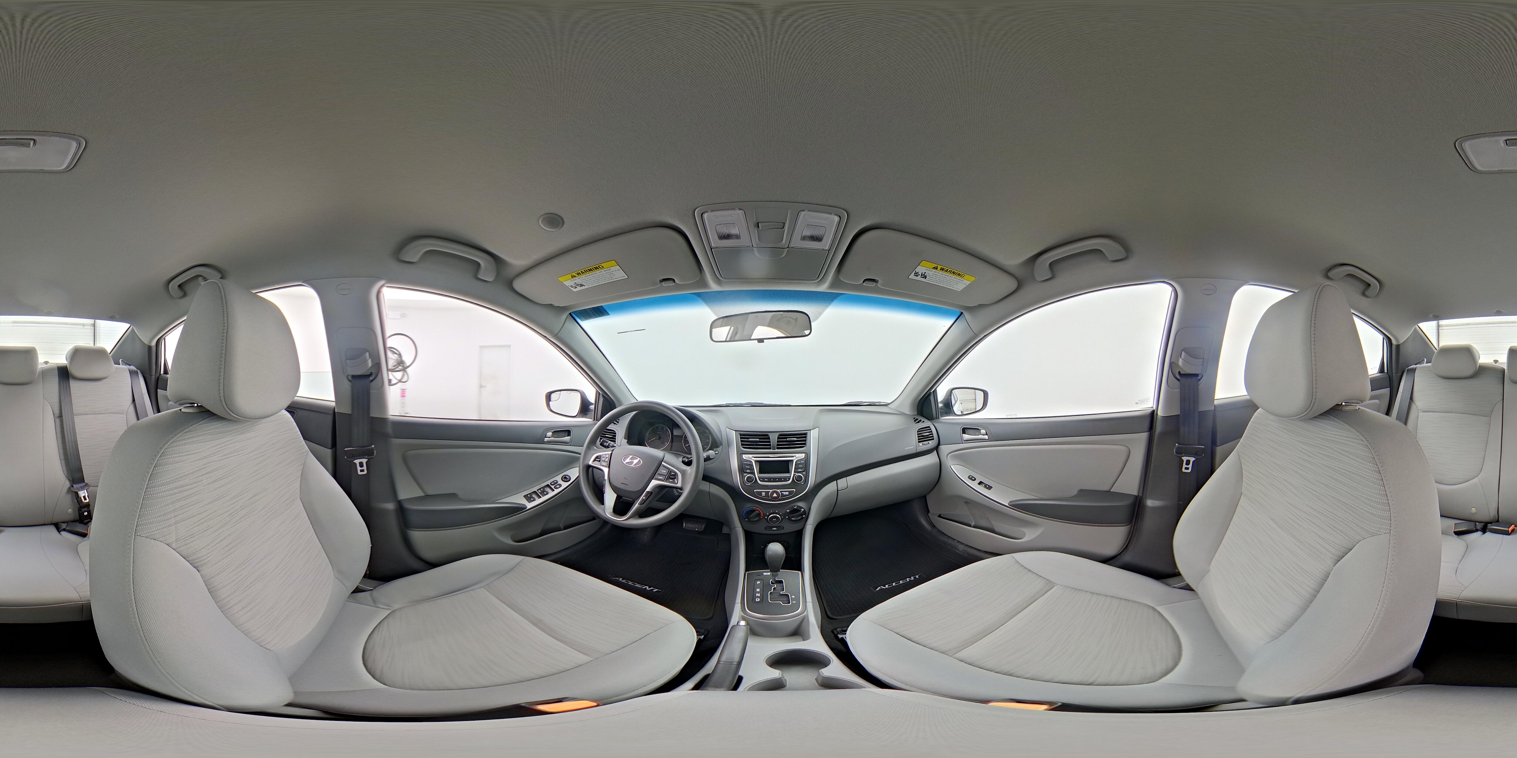 2016 Hyundai Accent SE - Photo 23