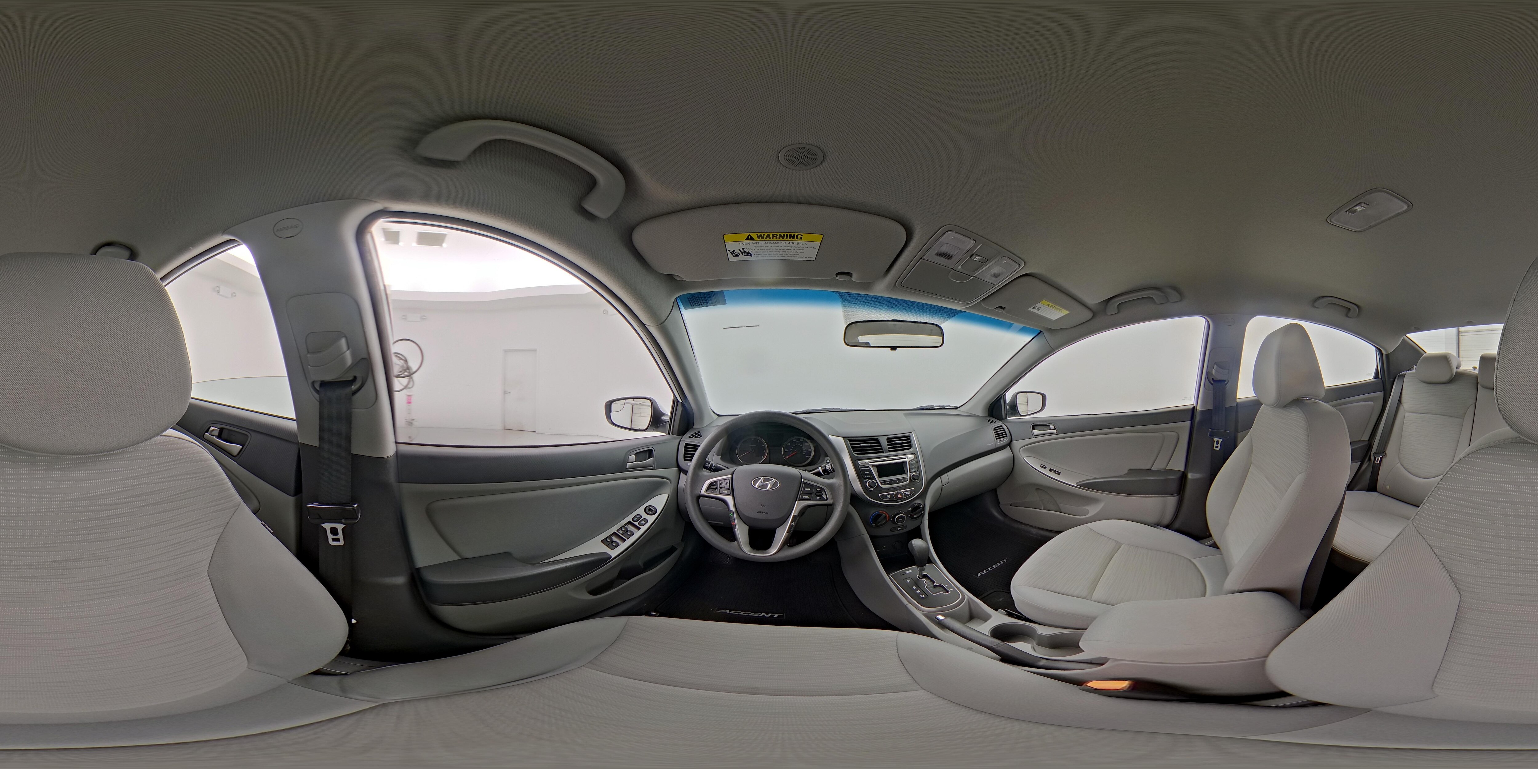2016 Hyundai Accent SE - Photo 25