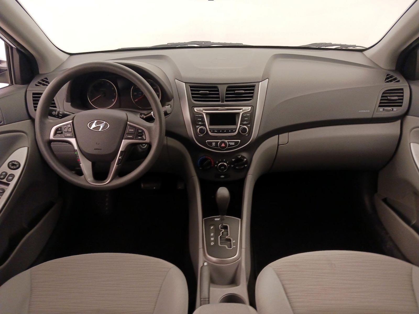 2016 Hyundai Accent SE - Photo 10