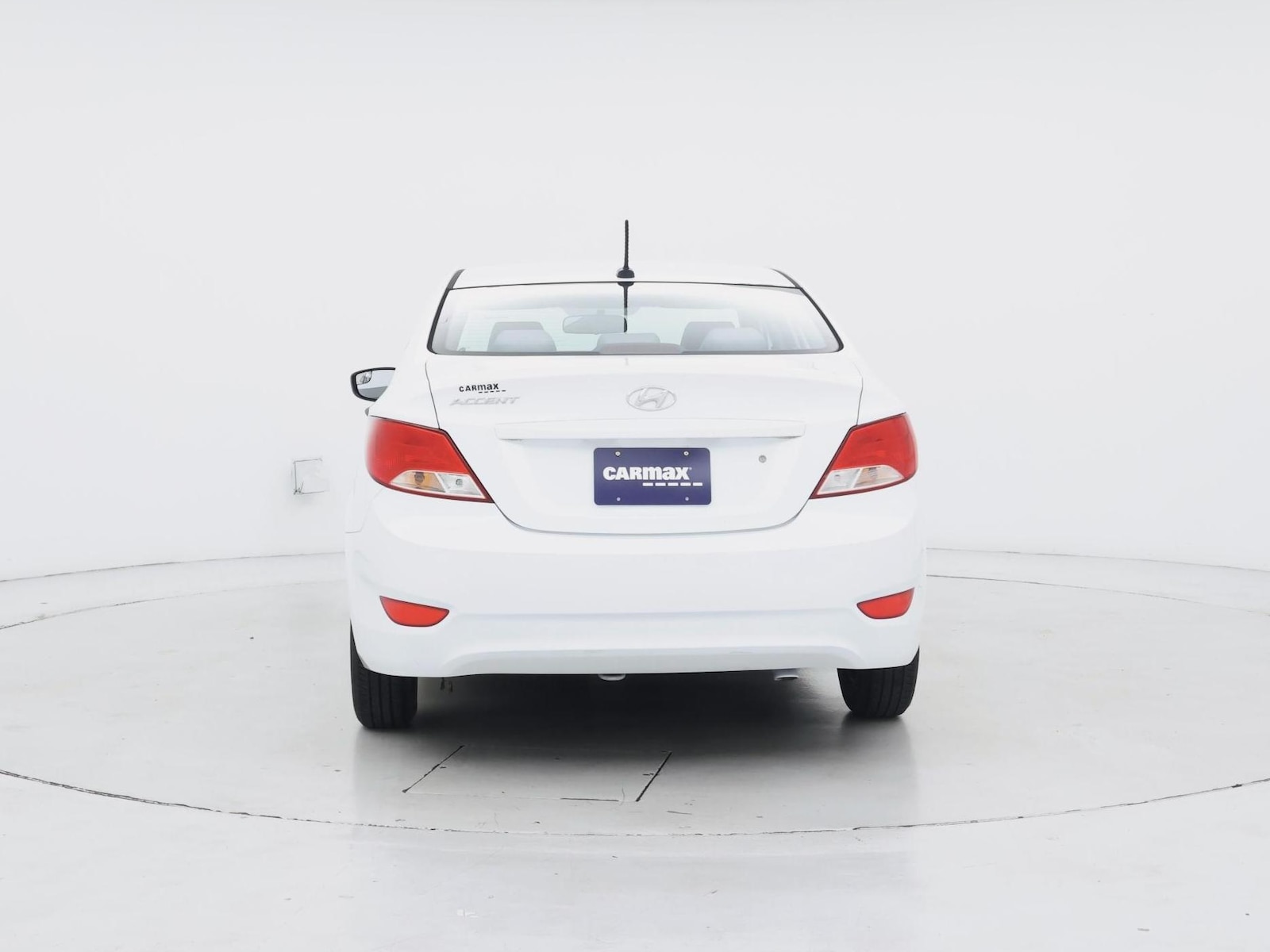 2016 Hyundai Accent SE - Photo 7