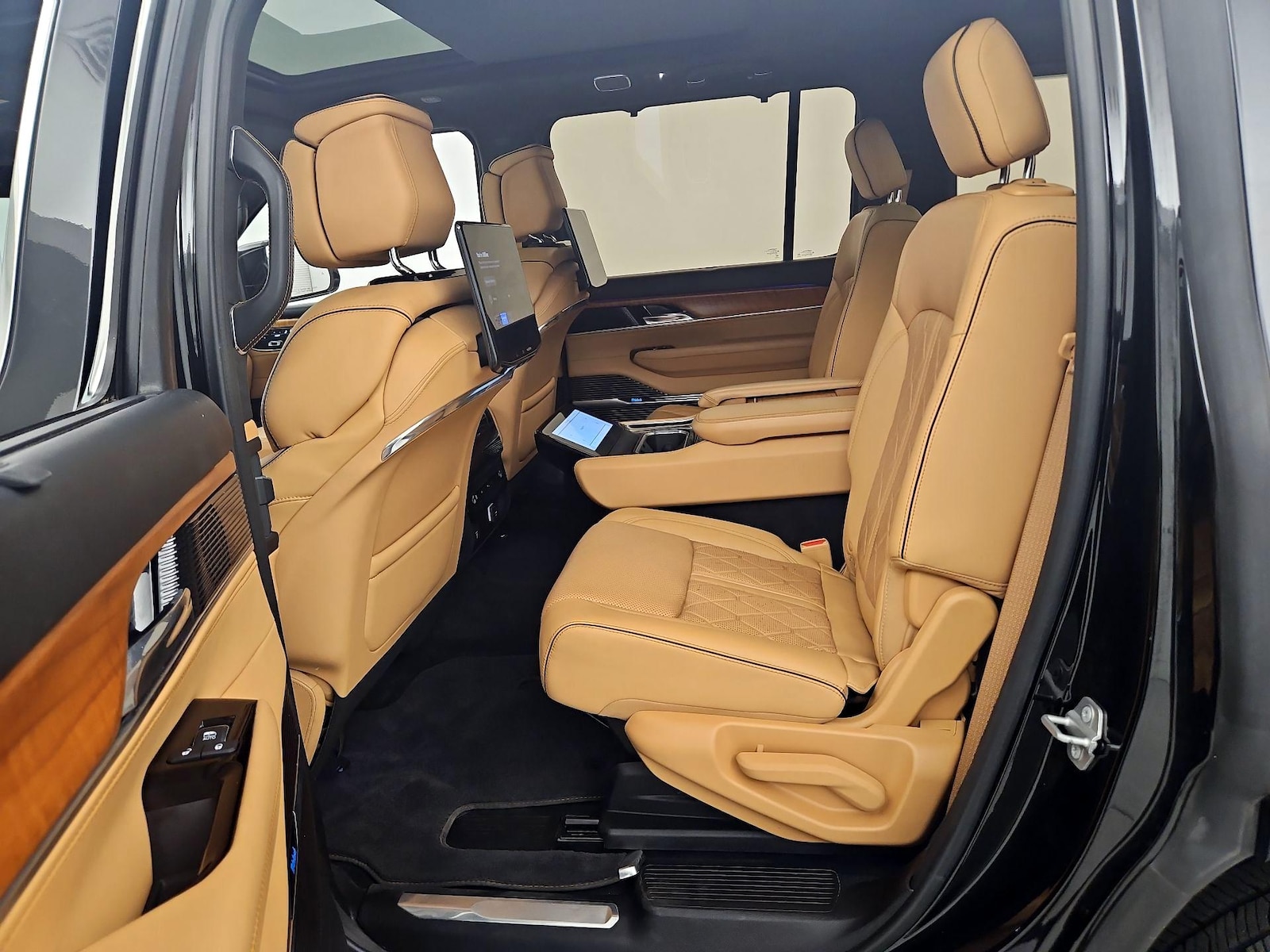 Rear Air Conditioning