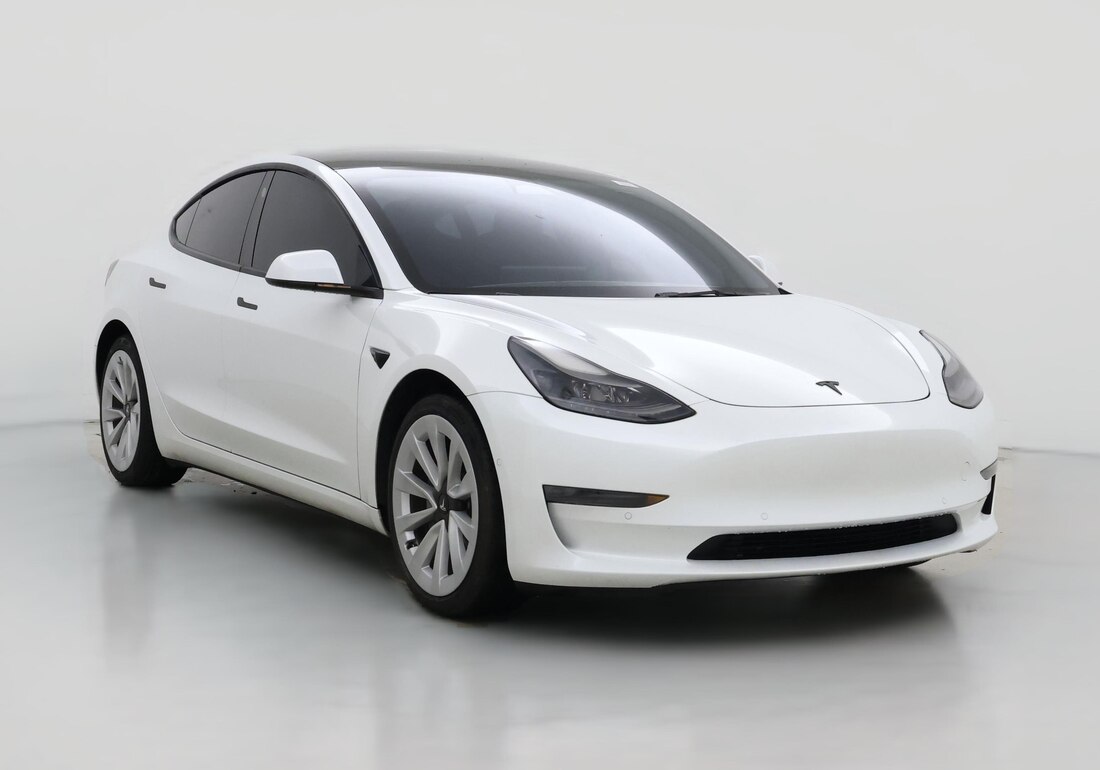 2022 Tesla Model 3 Rear-Wheel Drive in White — CarMax photo