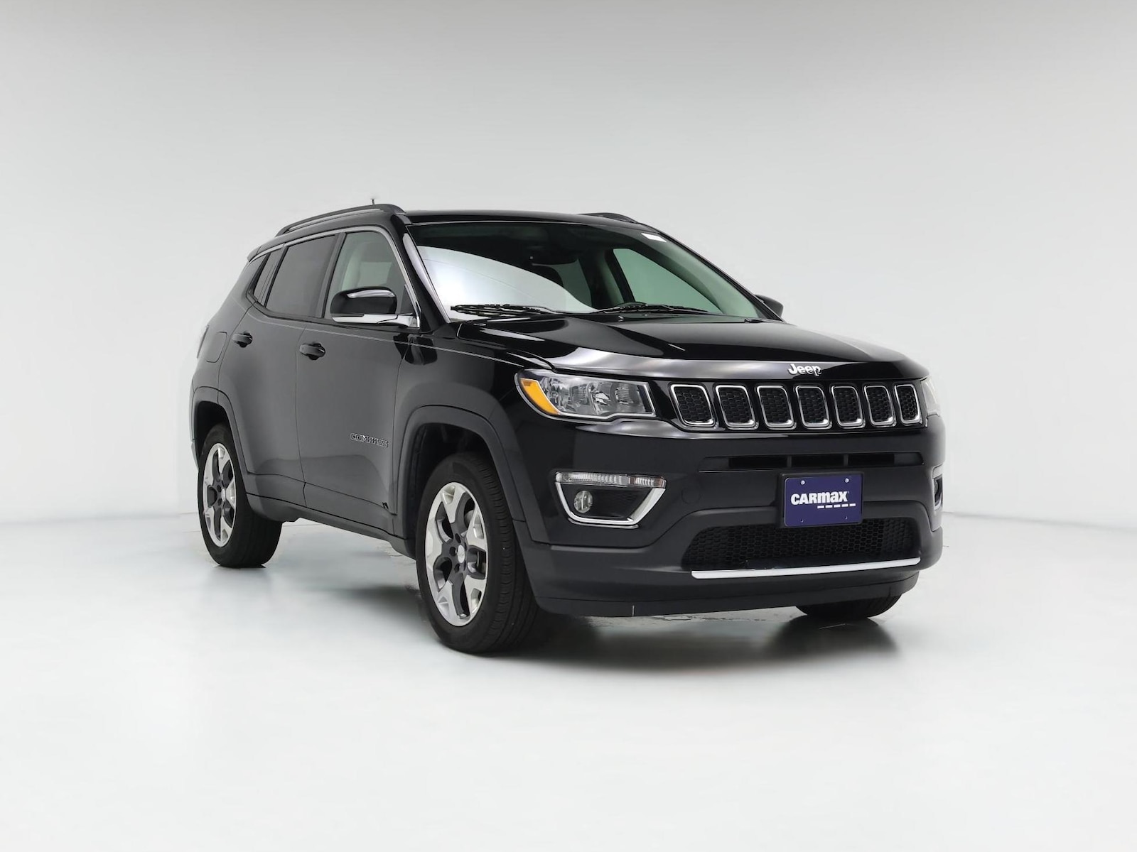 Smart Key & Four Wheel Drive