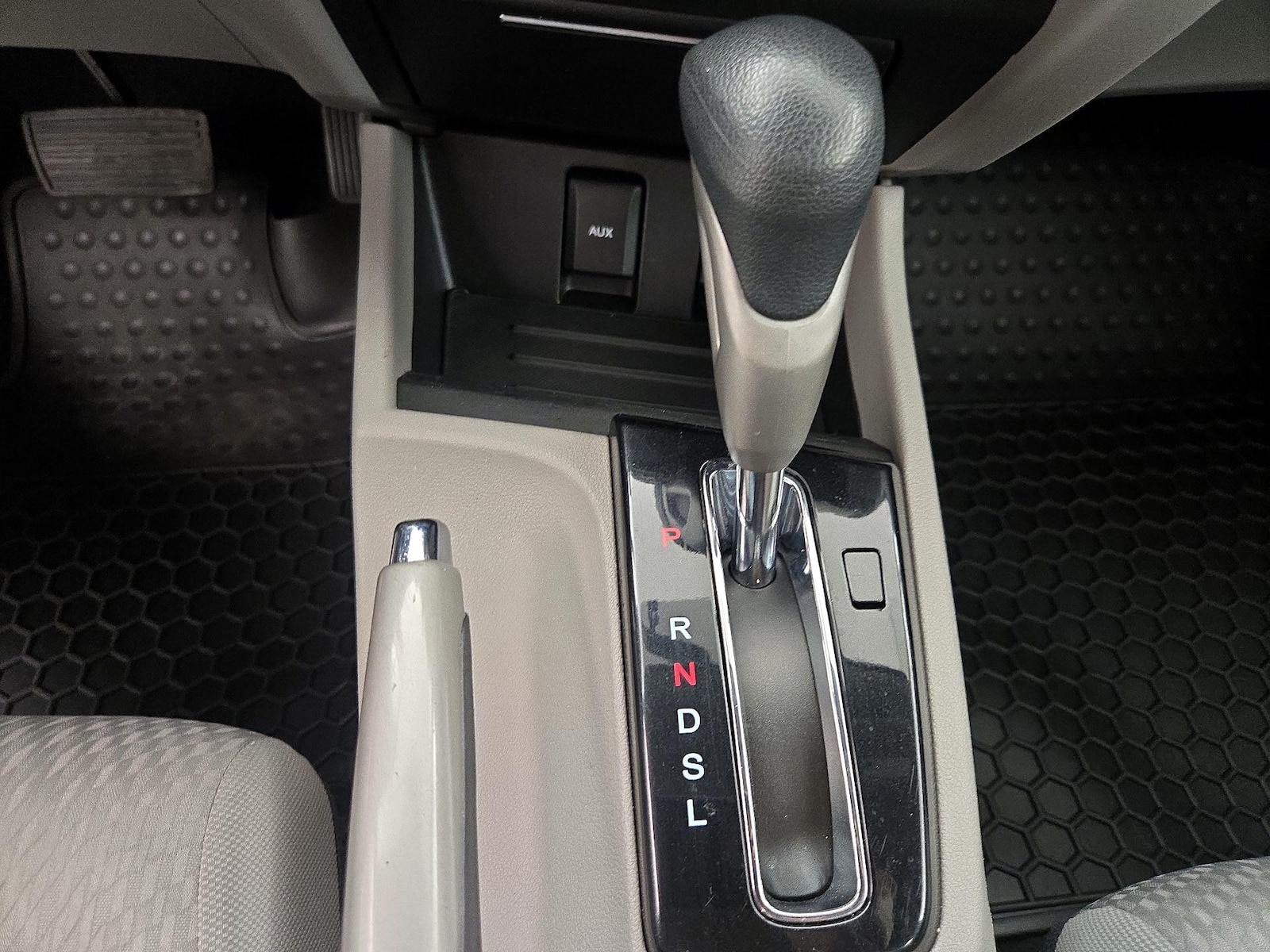 2015 Honda Civic LX - Photo 18