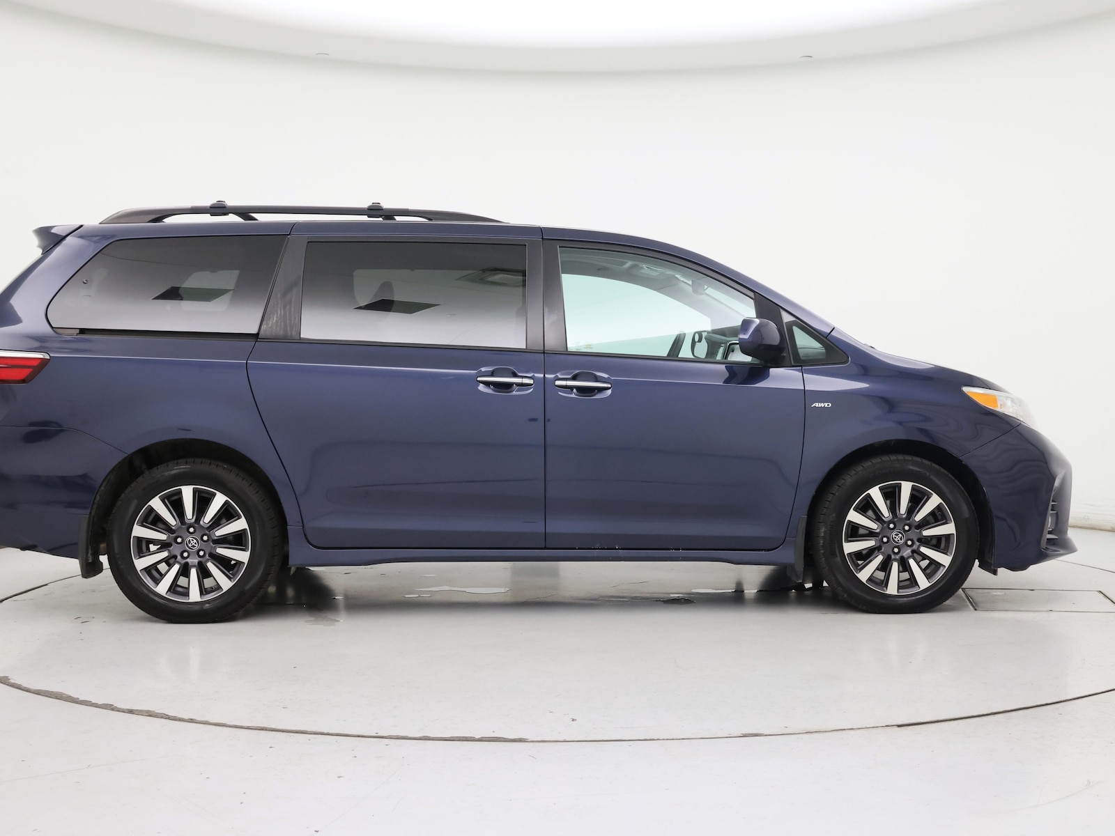 2018 Toyota Sienna XLE Premium - Photo 8