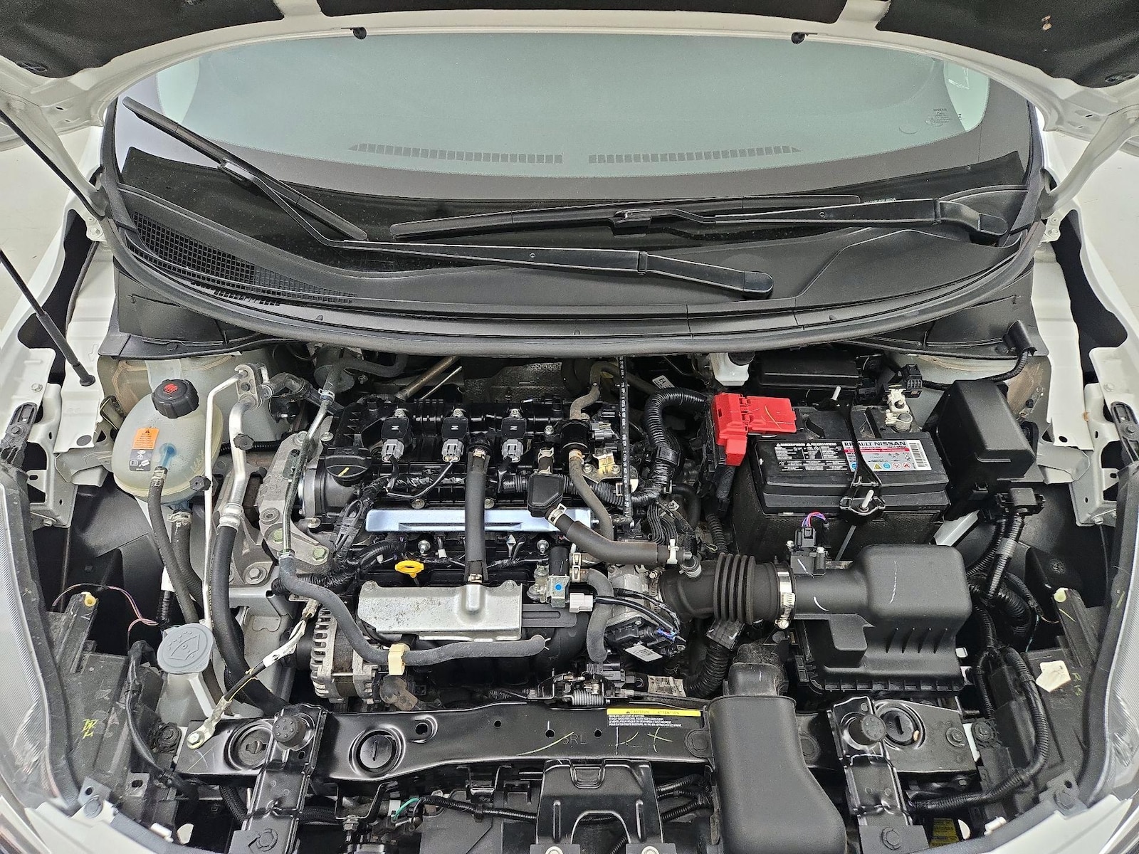2024 Nissan Versa Sedan SV - Photo 21