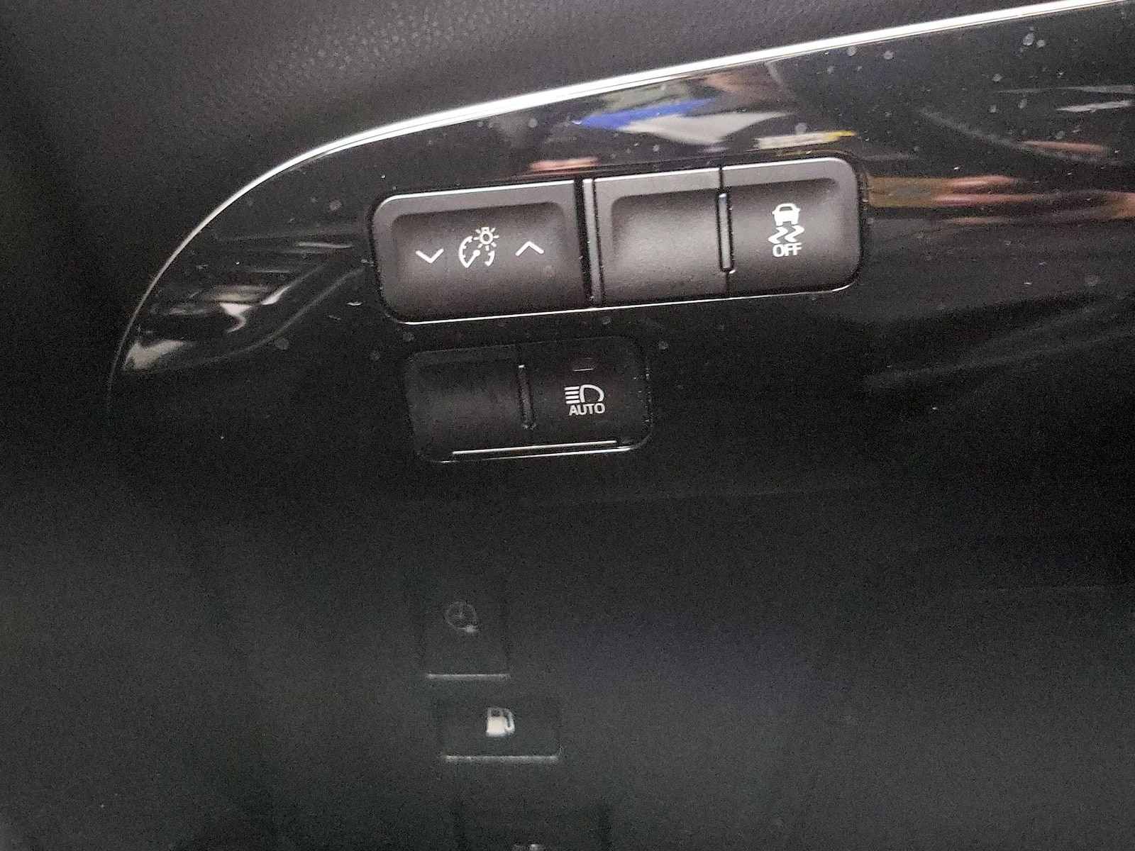 2021 Toyota Prius Prime LE - Photo 12