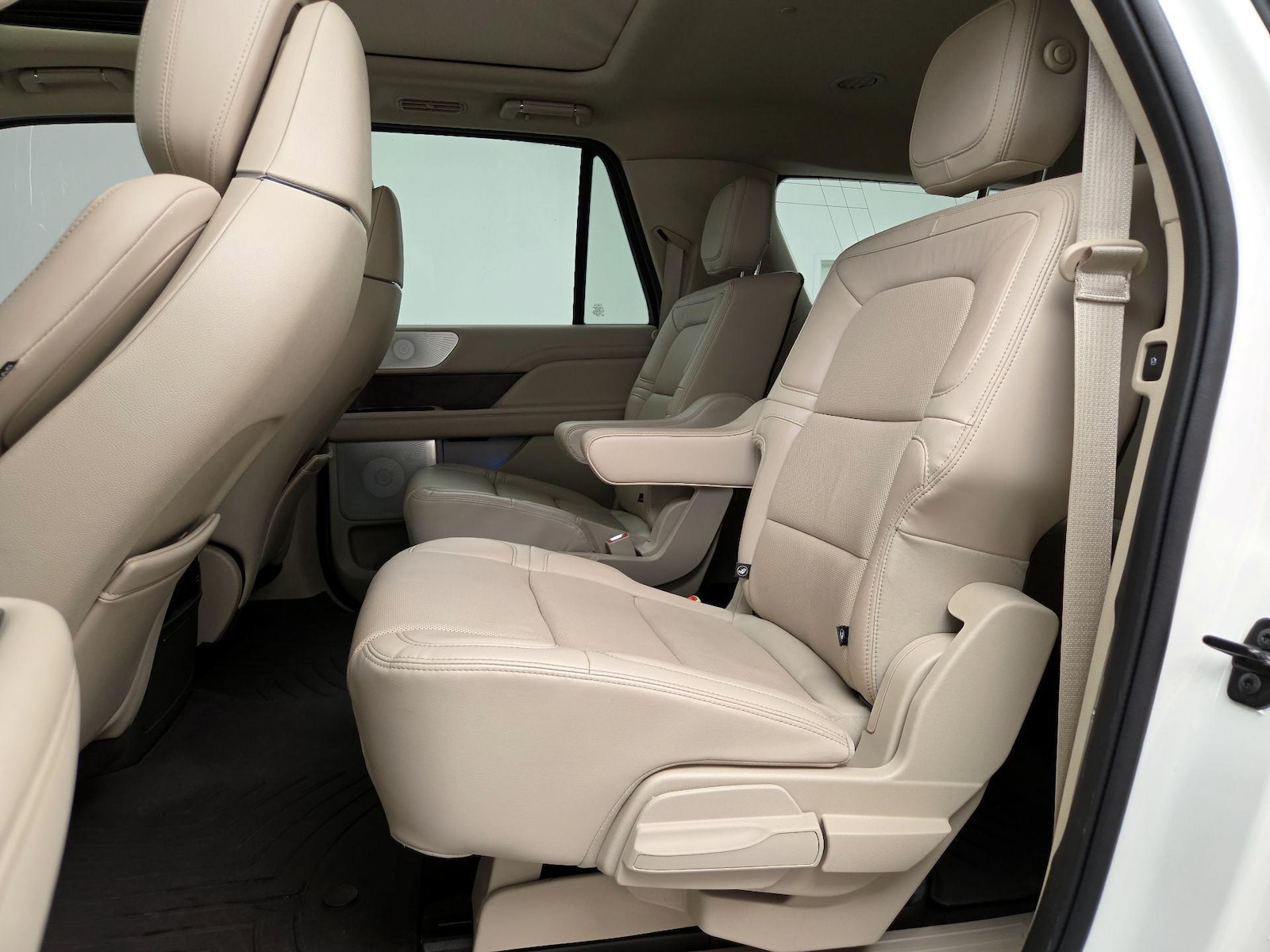 Rear Air Conditioning